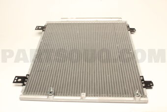 SCHNIEDER TYS3300293 CONDENSER HIACE[07-12] [16MM]
