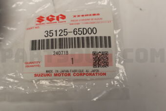 Suzuki 3512565D00 COVER, SOCKET
