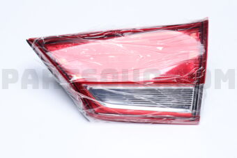 Suzuki 35701M82R00 LAMP ASSY, TAIL, RH