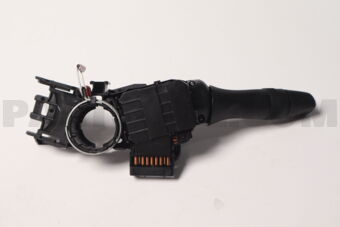 Suzuki 37210M68P61 SWITCH LIGHT & TURN A1K412