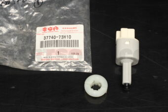 Suzuki 3774073H10 SWITCH ASSY, STOP LAMP