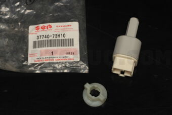 Suzuki 3774073H10 SWITCH ASSY, STOP LAMP