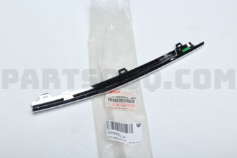 Suzuki 71745M76M100PG GARNISH,RADIATOR GRILLE LWR,L