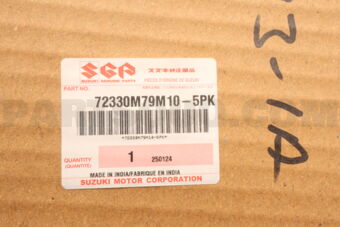 Suzuki 72330M79M105PK GARNISH ASSY,COWL TOP,R