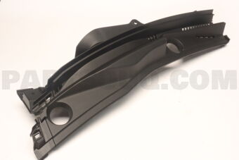 Suzuki 72330M79M105PK GARNISH ASSY,COWL TOP,R