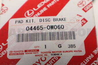 Toyota 044650W060 KIT DE PLAQUETTES DE FREIN À DISQUE AVANT
