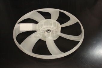 Toyota 1636138080 FAN, NO.2