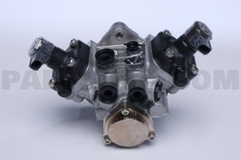 Toyota 2210052010 PUMP ASSY SUPPLY