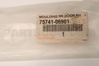 Toyota 7574106901 MOULDING, REAR DOOR, OUTSIDE RH