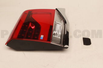 Toyota 8159160381 LENS & BODY RR