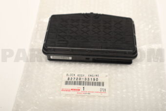 Toyota 8272033190 CONJUNTO DE BLOQUE DE UNIÓN DEL COMPARTIMENTO MOTOR