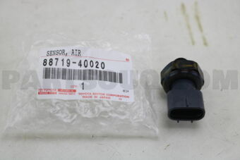Toyota 8871940020 SENSOR, AIRCONDITIONER PRESSURE
