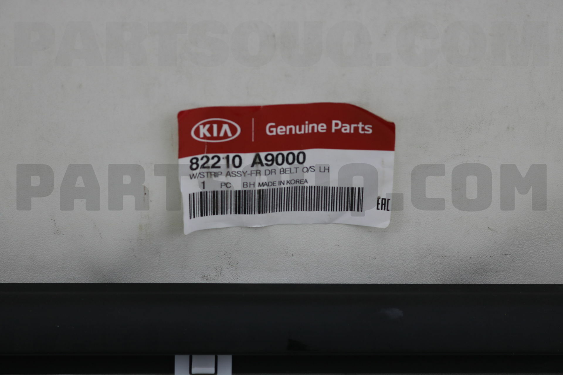 82210A9000 Hyundai / KIA W/STRIP ASSY-FR DR BELT O/S LH