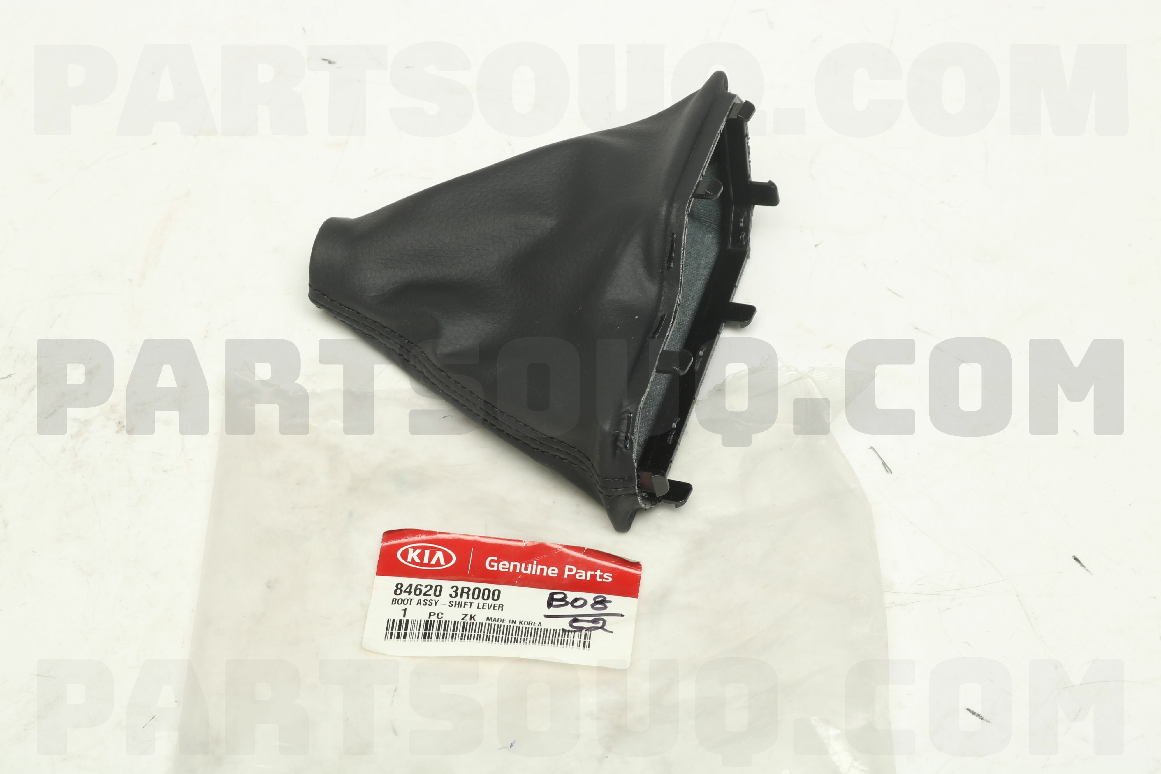 BOOT ASSYSHIFT LEVER 846203R000 Hyundai / KIA Parts PartSouq