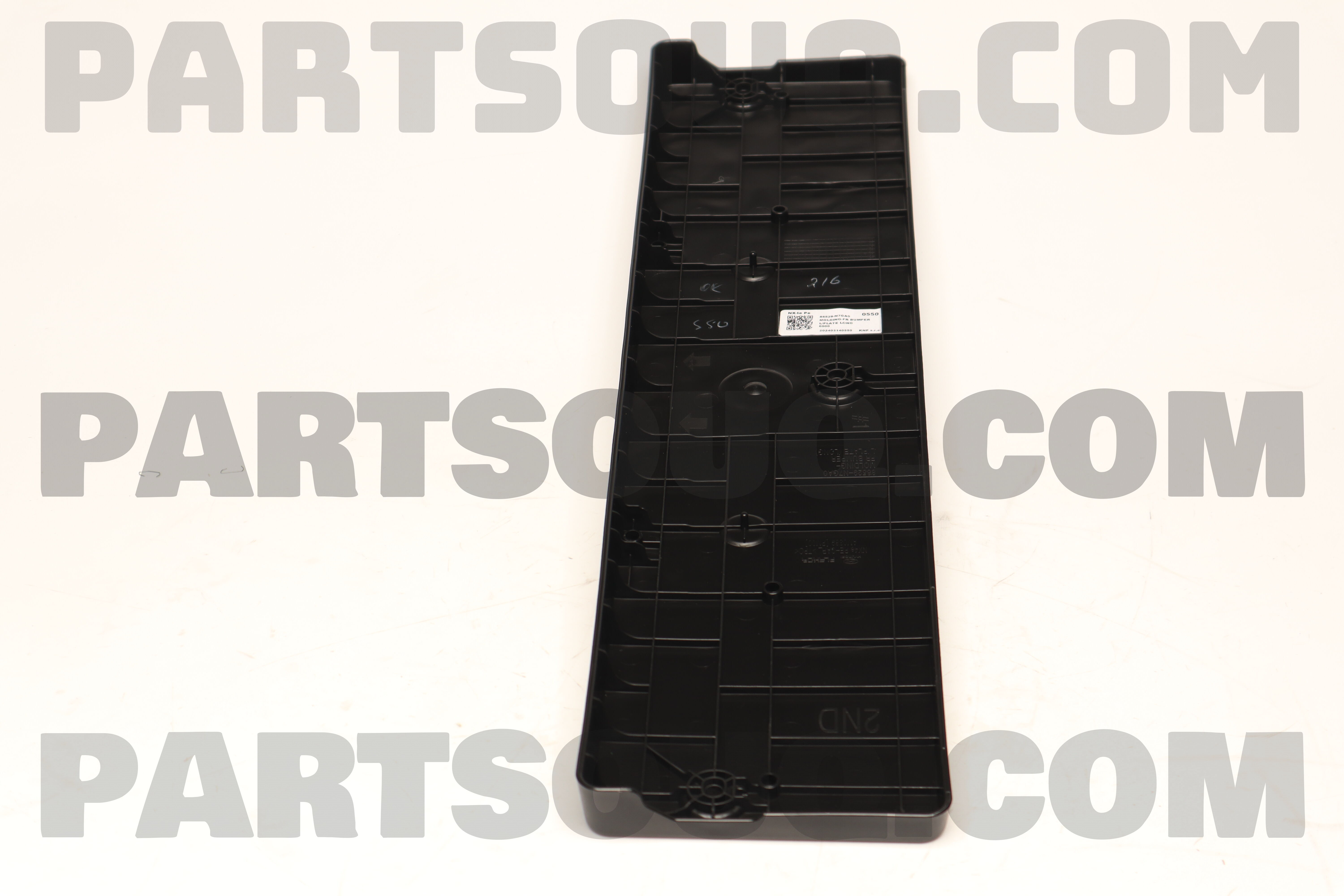 MOULDING-FRT BPR LICENSE PLATE 86529N7GA0CA | Hyundai / KIA Parts