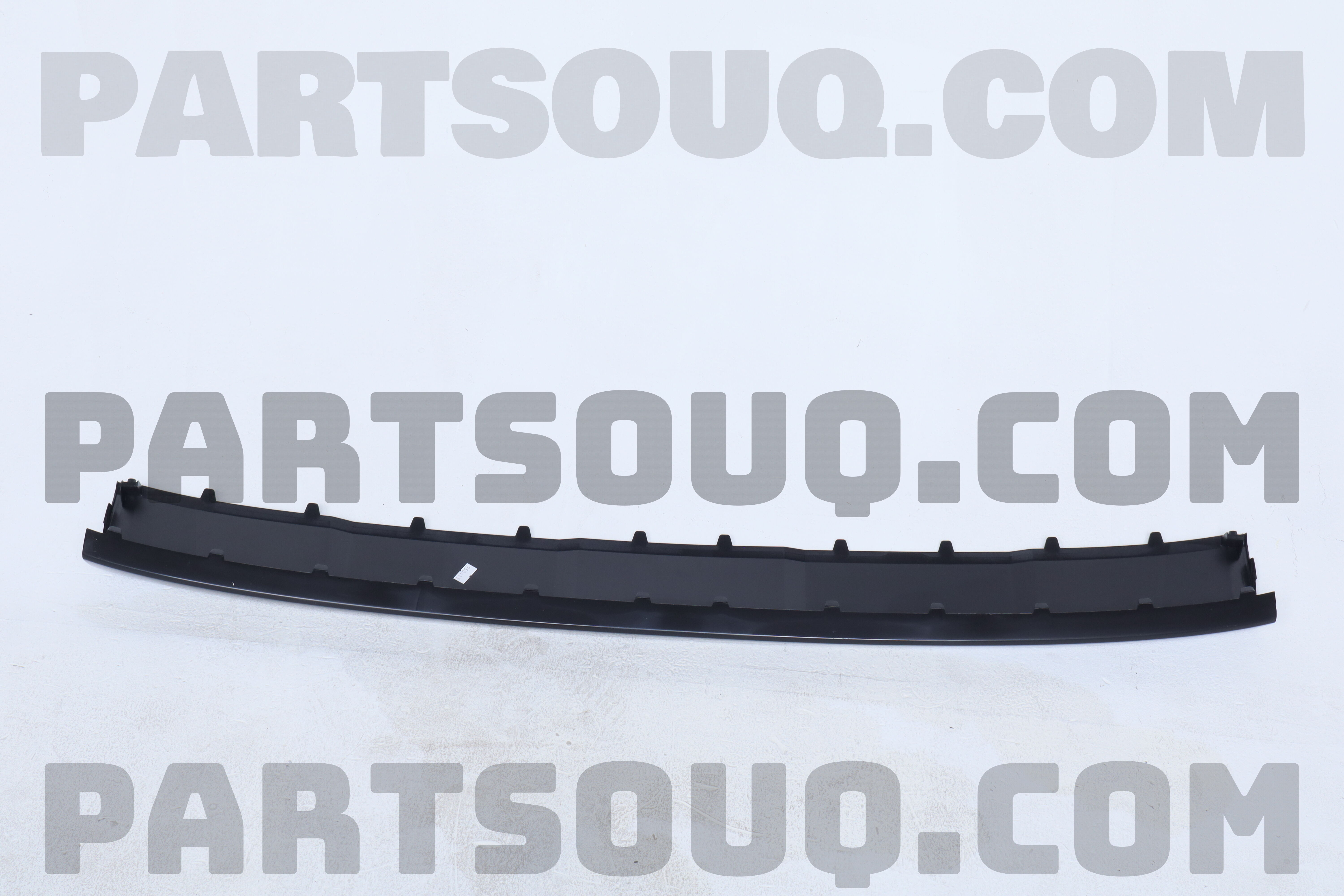 SKID PLATE-FR BUMPER 86577P6100 | Hyundai / KIA Parts | PartSouq