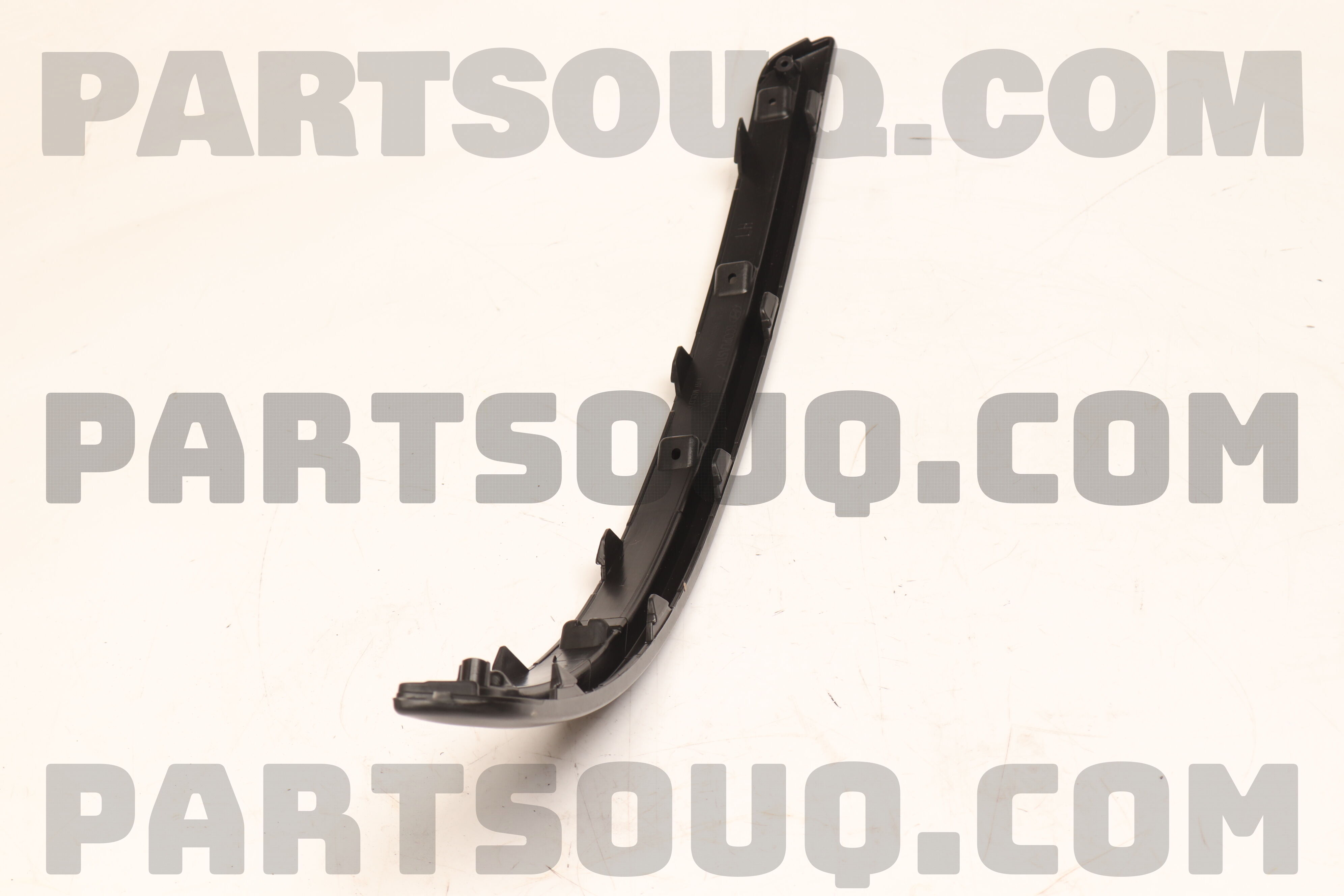 Genuine OEM 86583-3K710 MOULDING-FRONT BUMPER UPR,LH / 865833K710 For Select HYUNDAI KIA Models