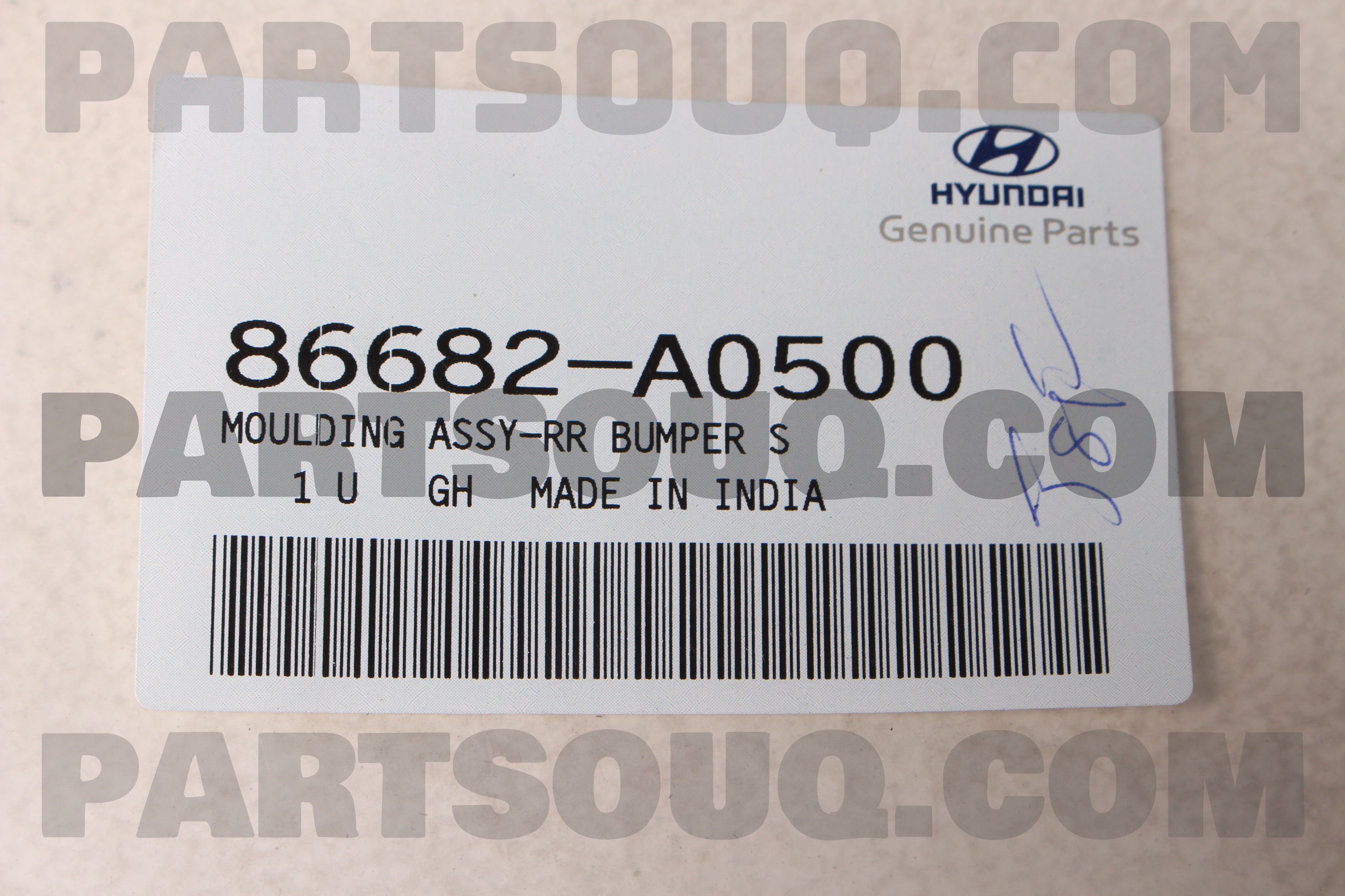 MOULDING ASSY-RR BUMPER SIDE,R 86682A0500 | Hyundai / KIA Parts | PartSouq