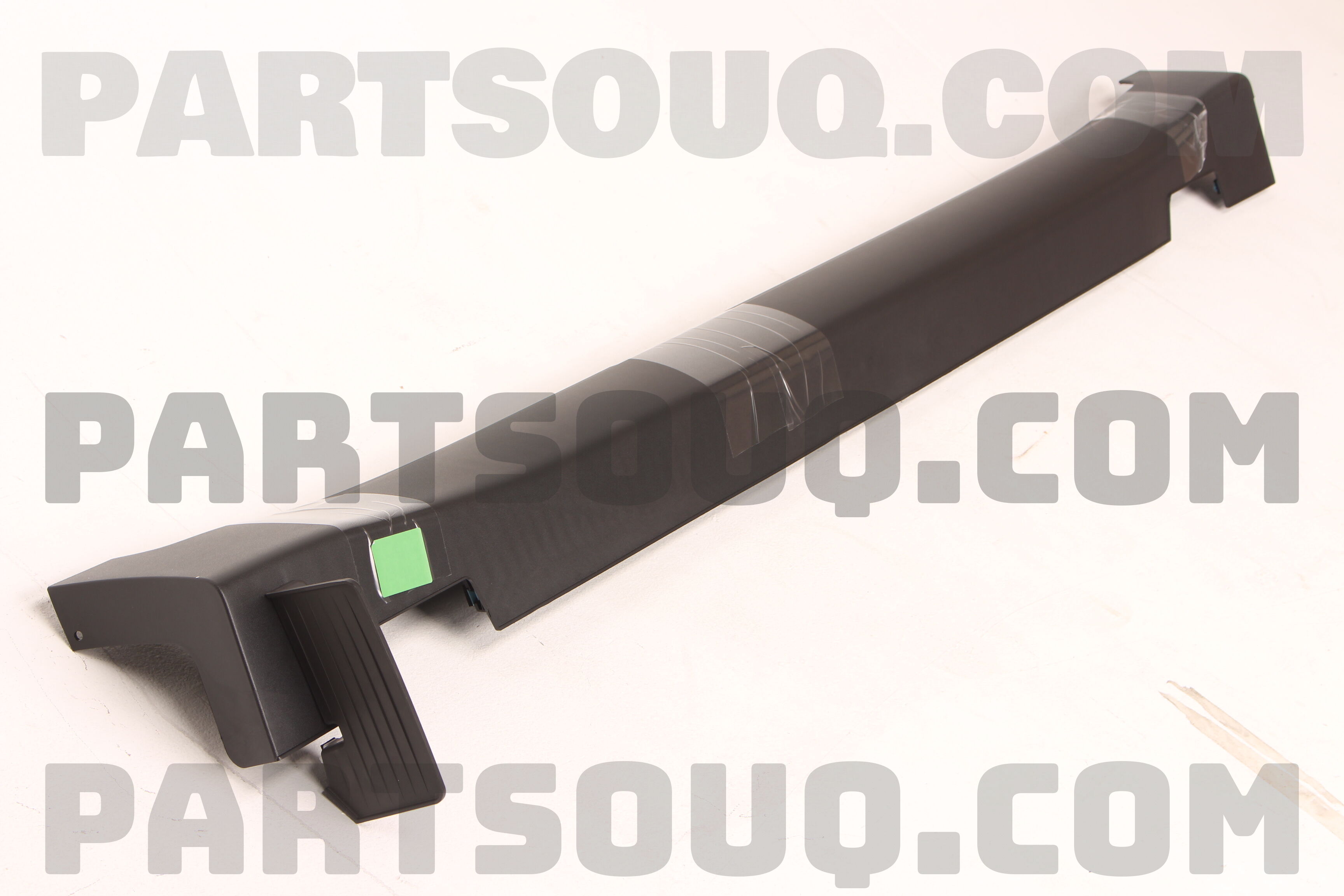 MOULDINGASSY-SIDES 87752F1100 | Hyundai / KIA Parts | PartSouq