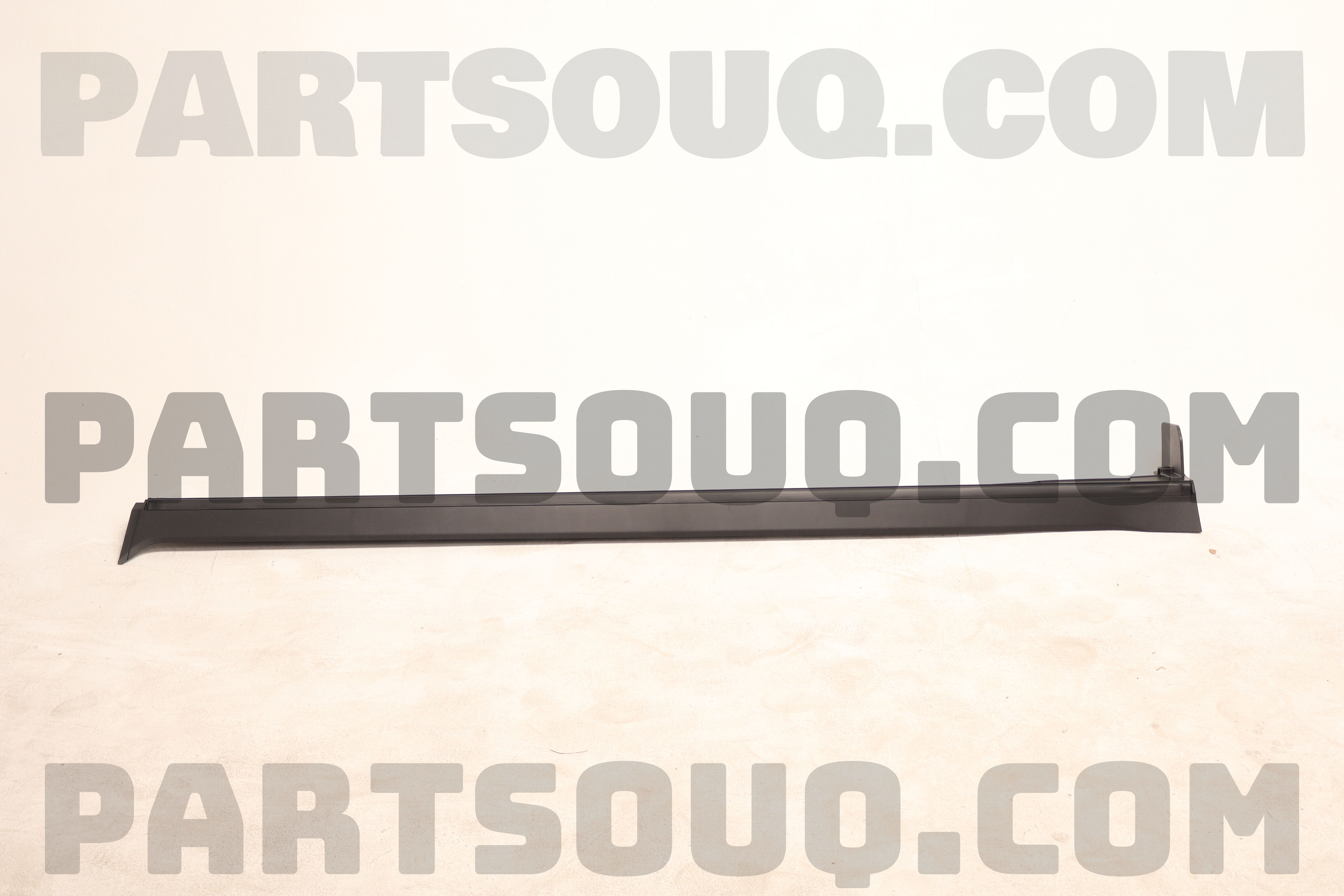 87752 R5000 MOULDING ASSY-SIDE SILL,RH 87752N9000CA | Hyundai / KIA Parts | PartSouq