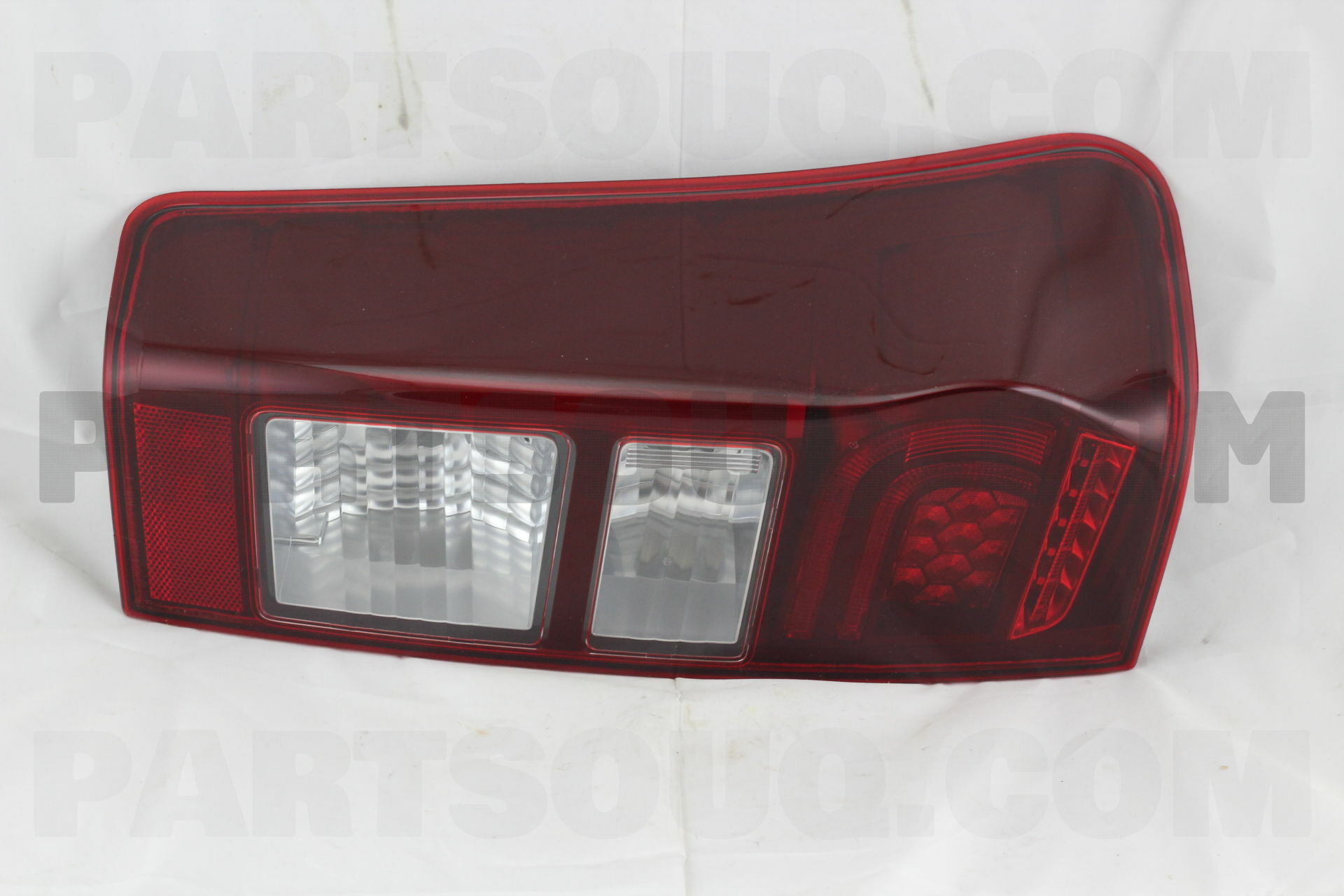 LAMP UNIT; RR C 8982355570 | Isuzu Parts | PartSouq