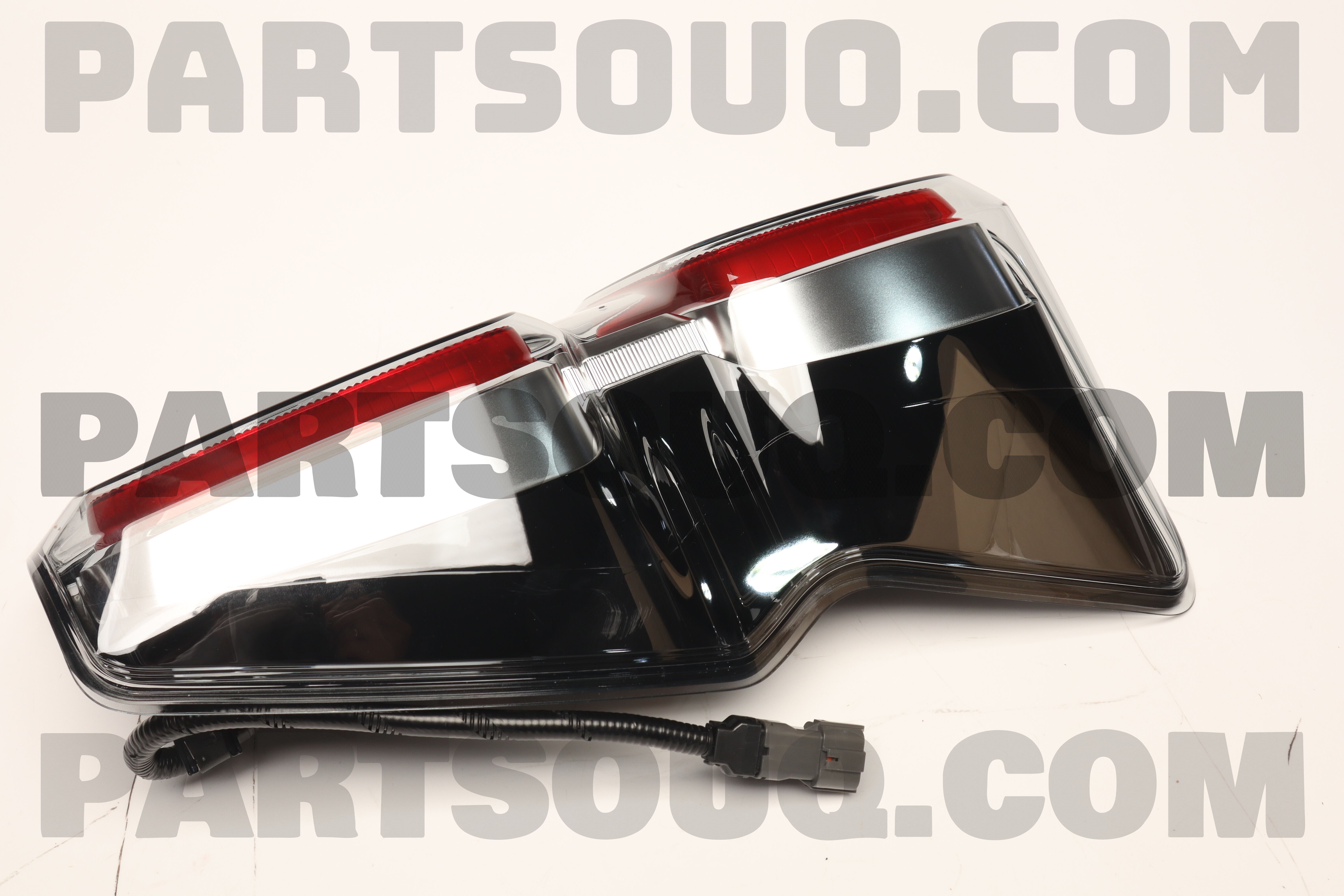 LAMP ASM; RR CO 8983268435 | Isuzu Parts | PartSouq