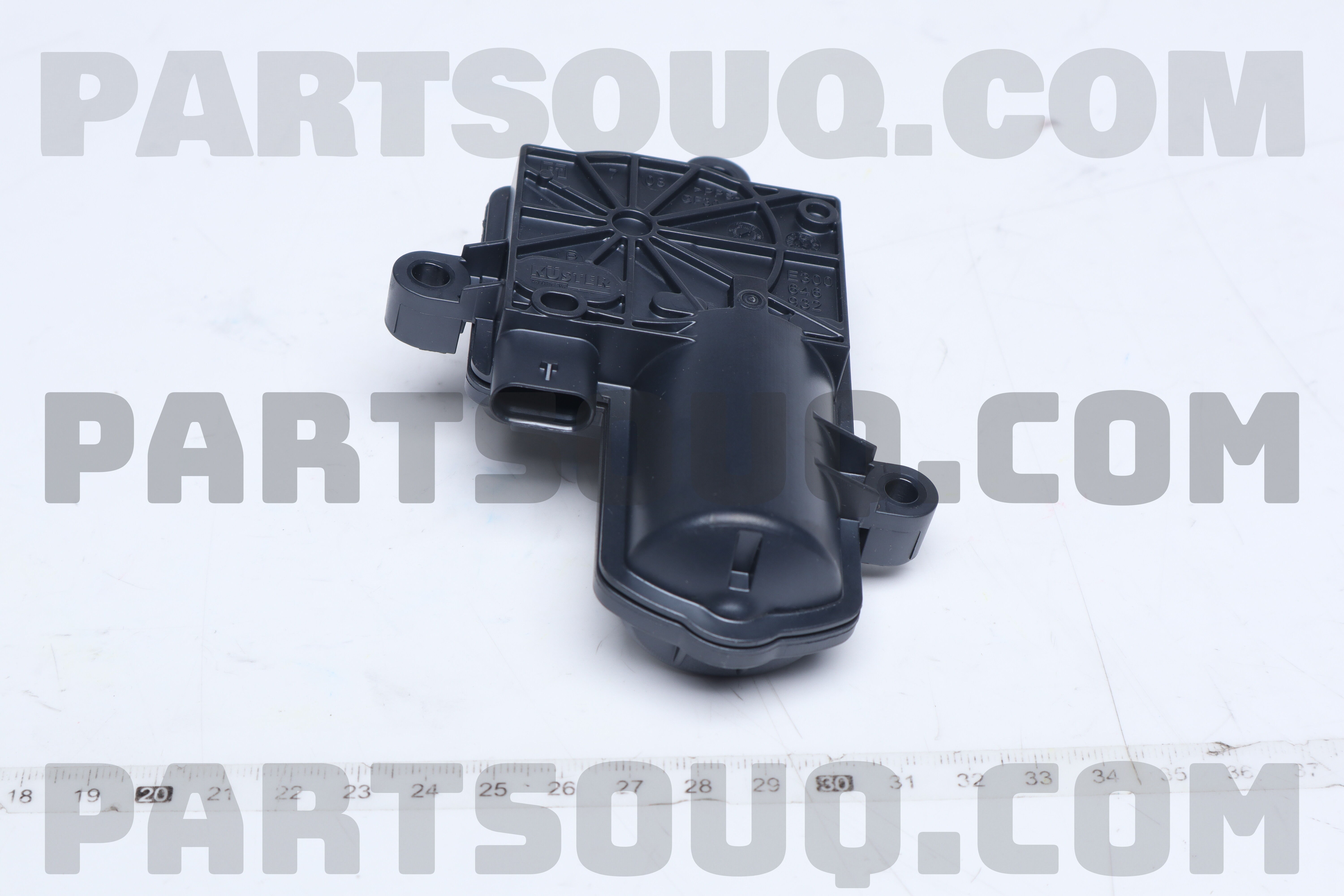 ACTUATOR A2909064000 | MERCEDES Parts | PartSouq