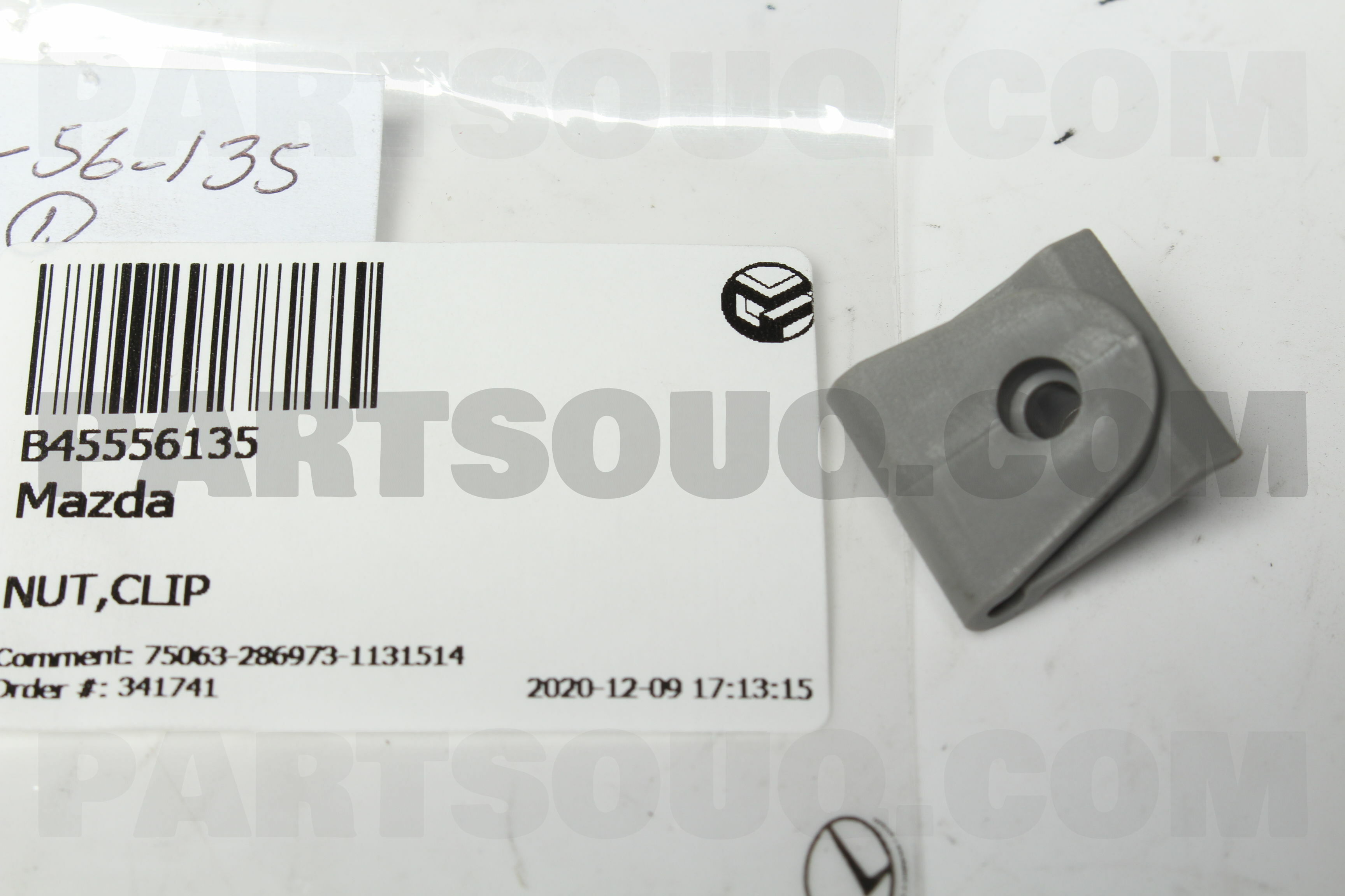 NUT,CLIP B45556135 | Mazda Parts | PartSouq