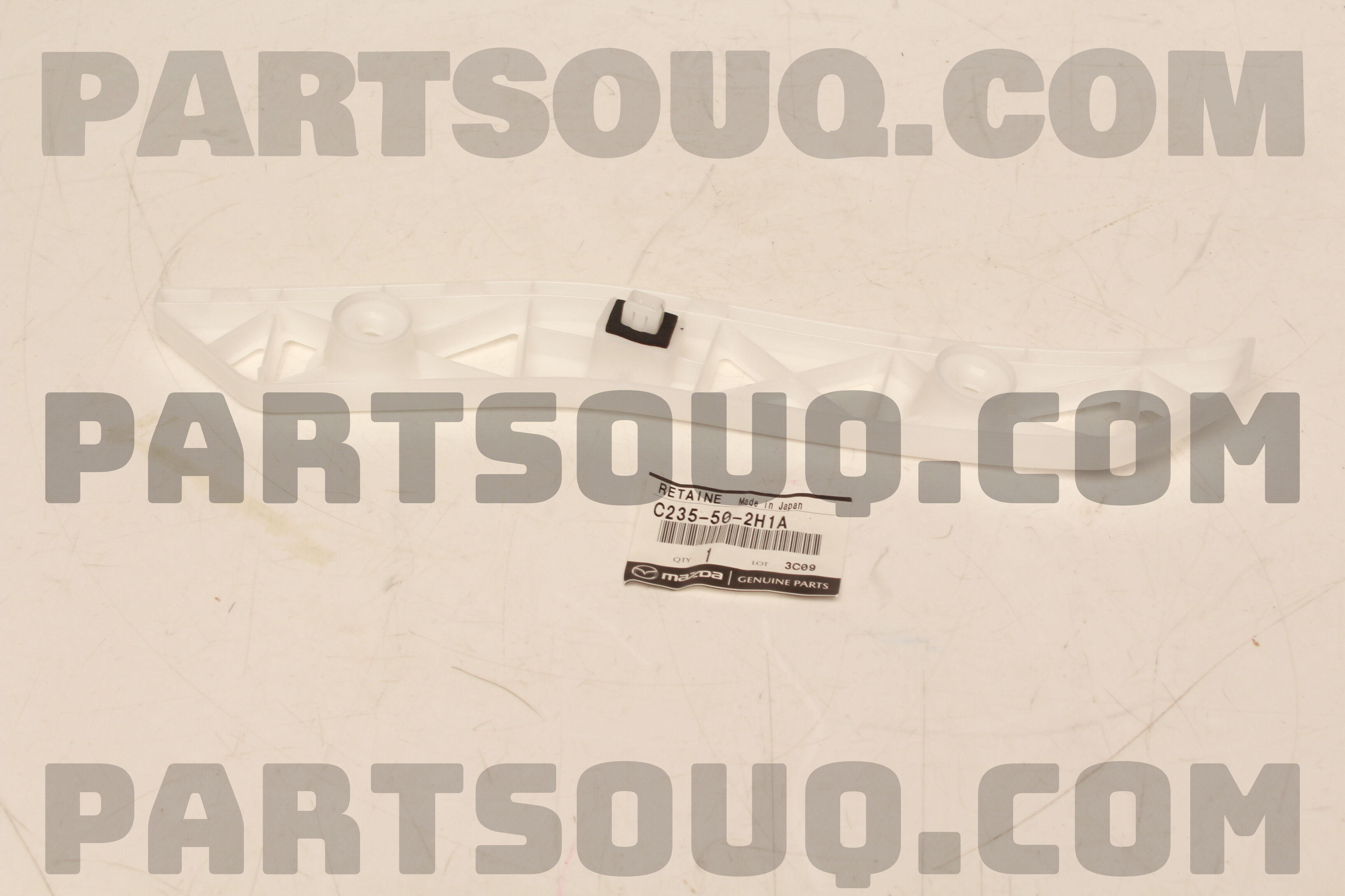RETAINER(R),REAR BUMPER C235502H1A | Mazda Parts | PartSouq