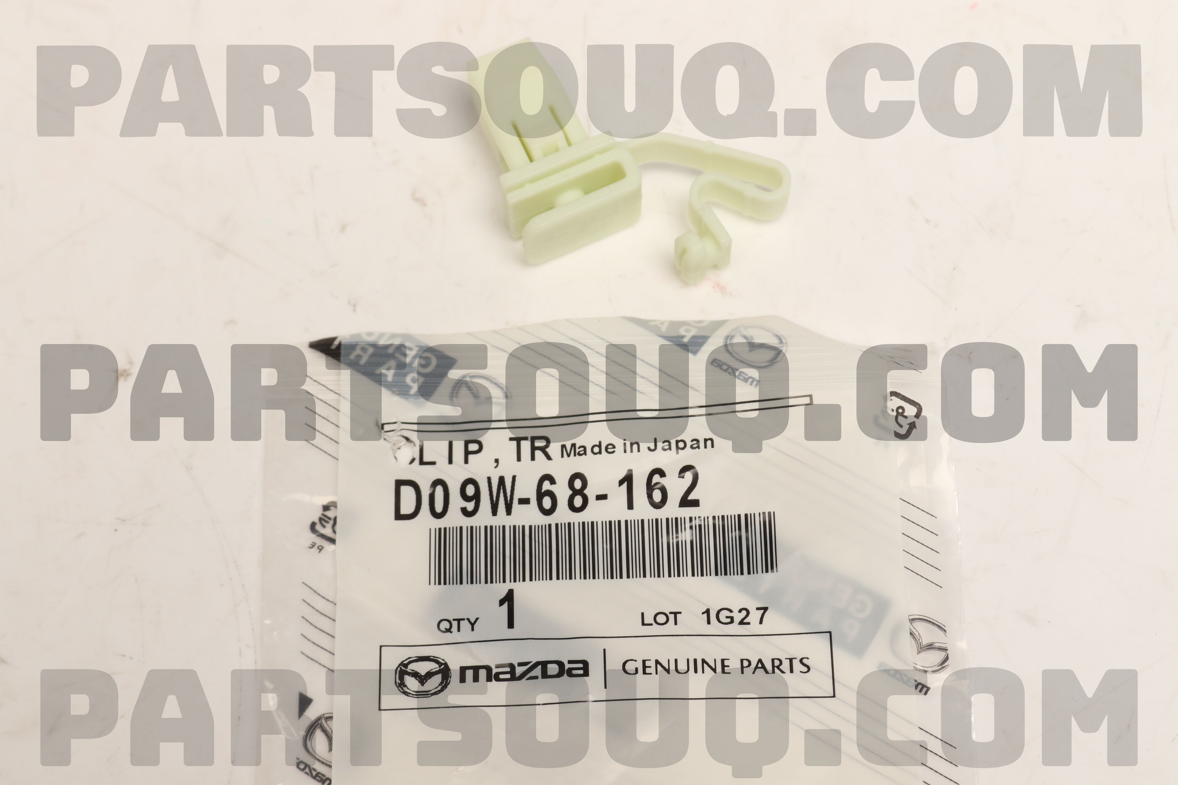 CLIP,TRIM D09W68162 | Mazda Parts | PartSouq