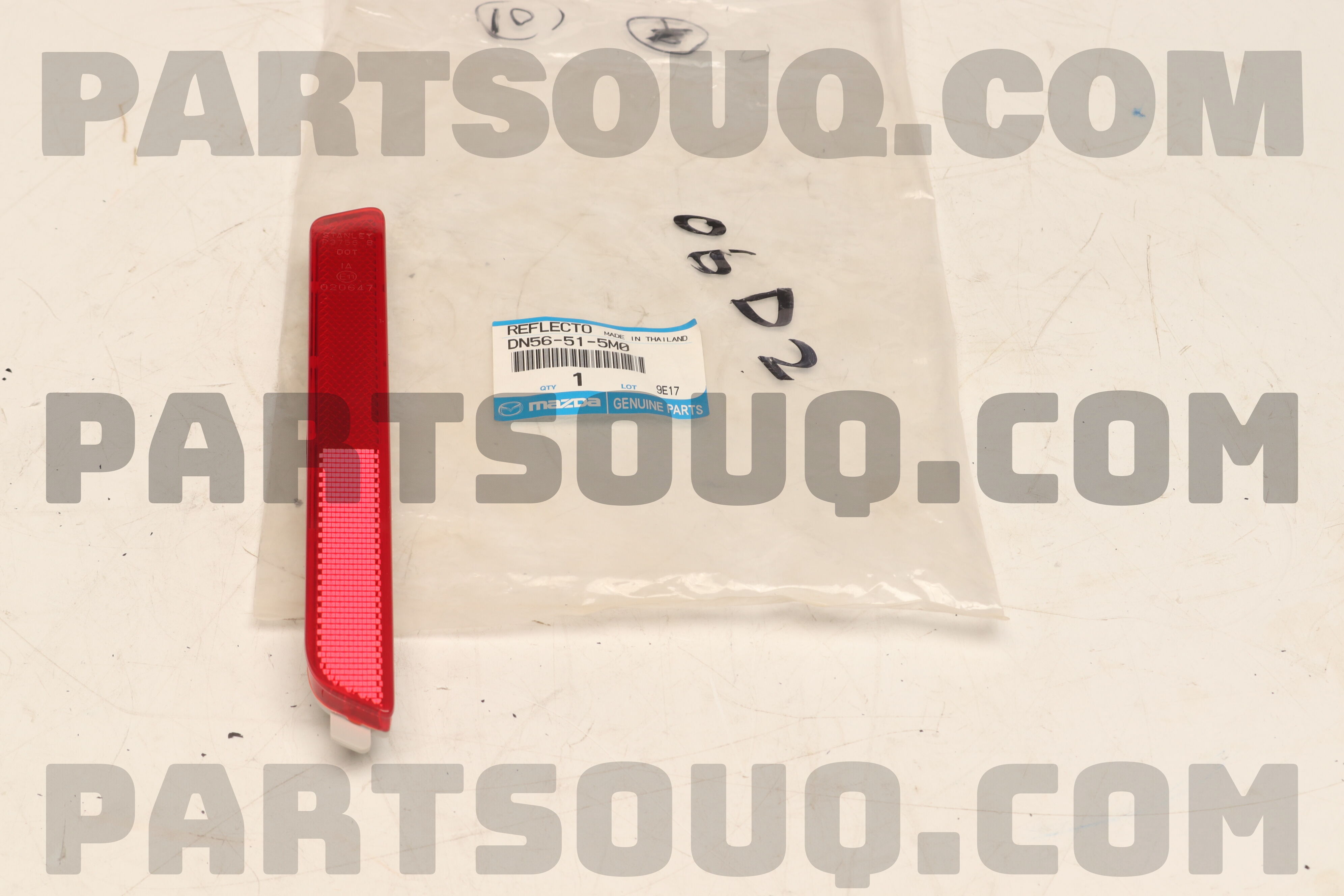 Mazda Rear Reflex REFLECTOR(L),REFLEX-REAR DN56515M0 | Mazda Parts | PartSouq