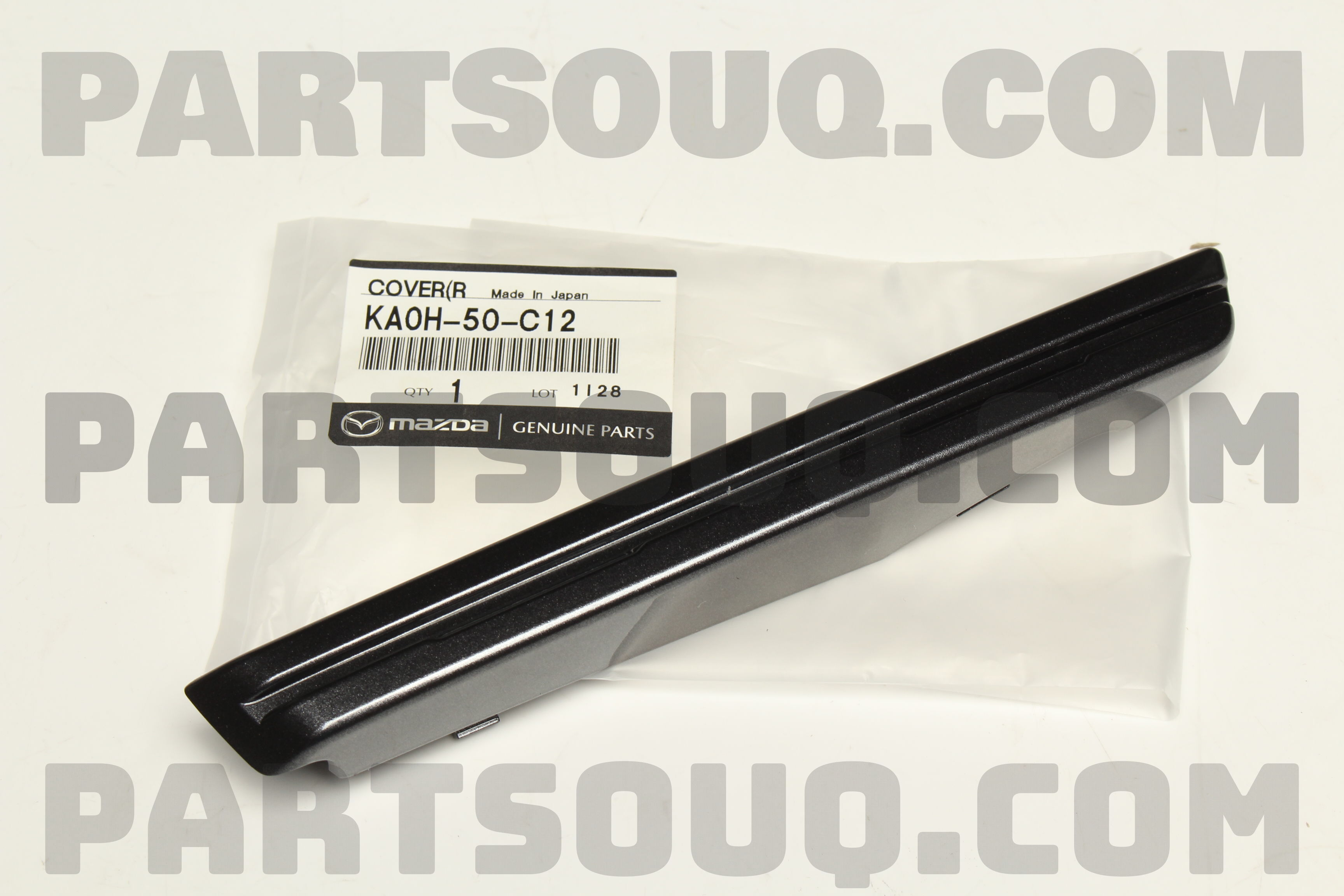 COVER(R),LAMP HOLE KA0H50C12 | Mazda Parts | PartSouq