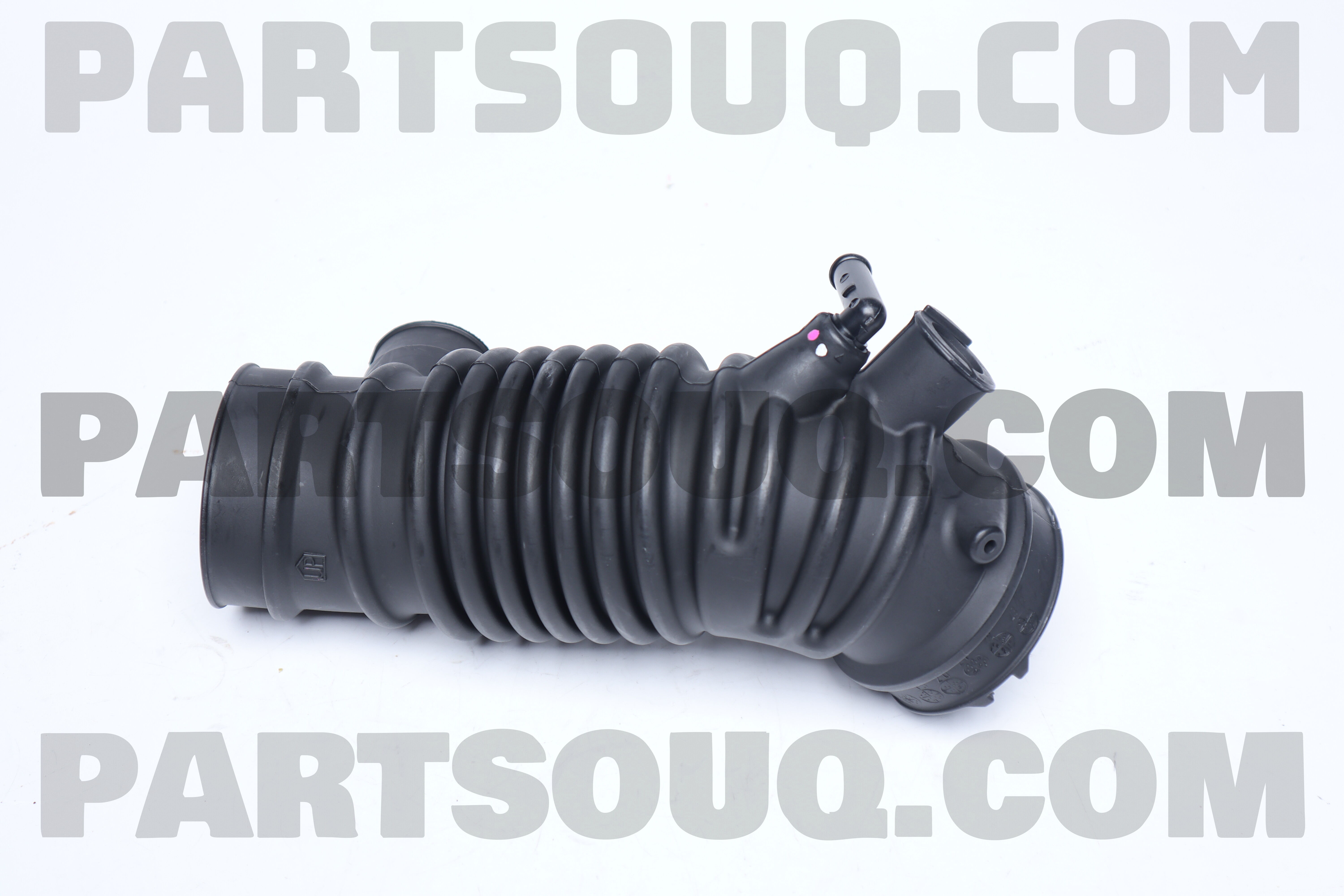 DUCT,A/CLNR TO THROT BODY 1505A704 | Mitsubishi Parts | PartSouq
