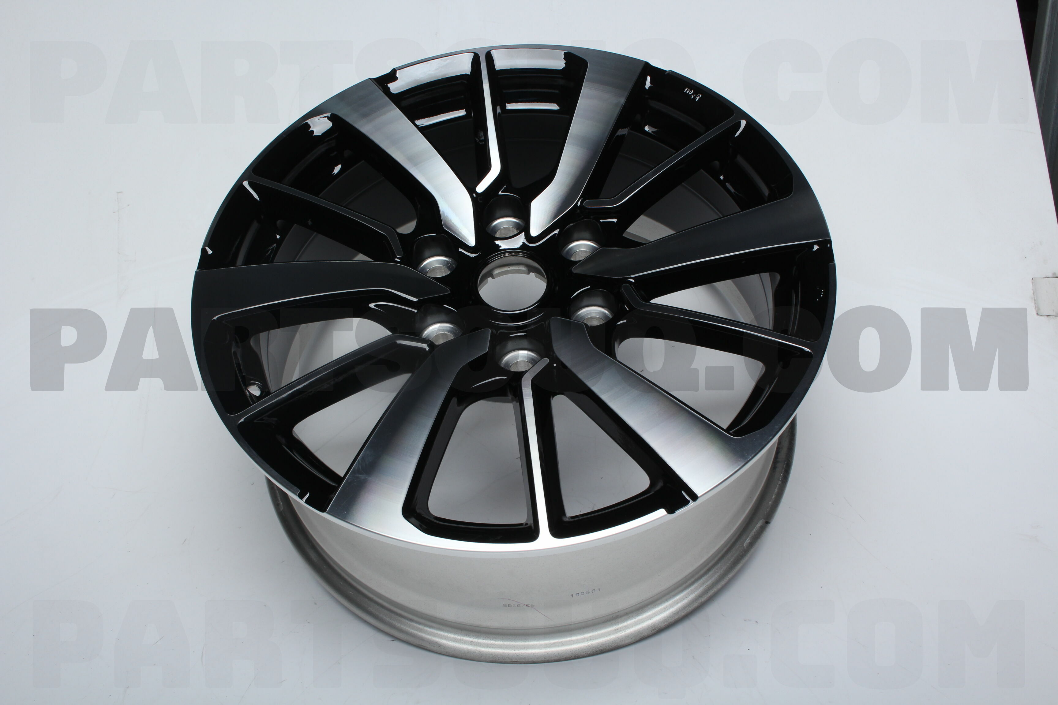 WHEEL,DISC 4250D596 | Mitsubishi Parts | PartSouq