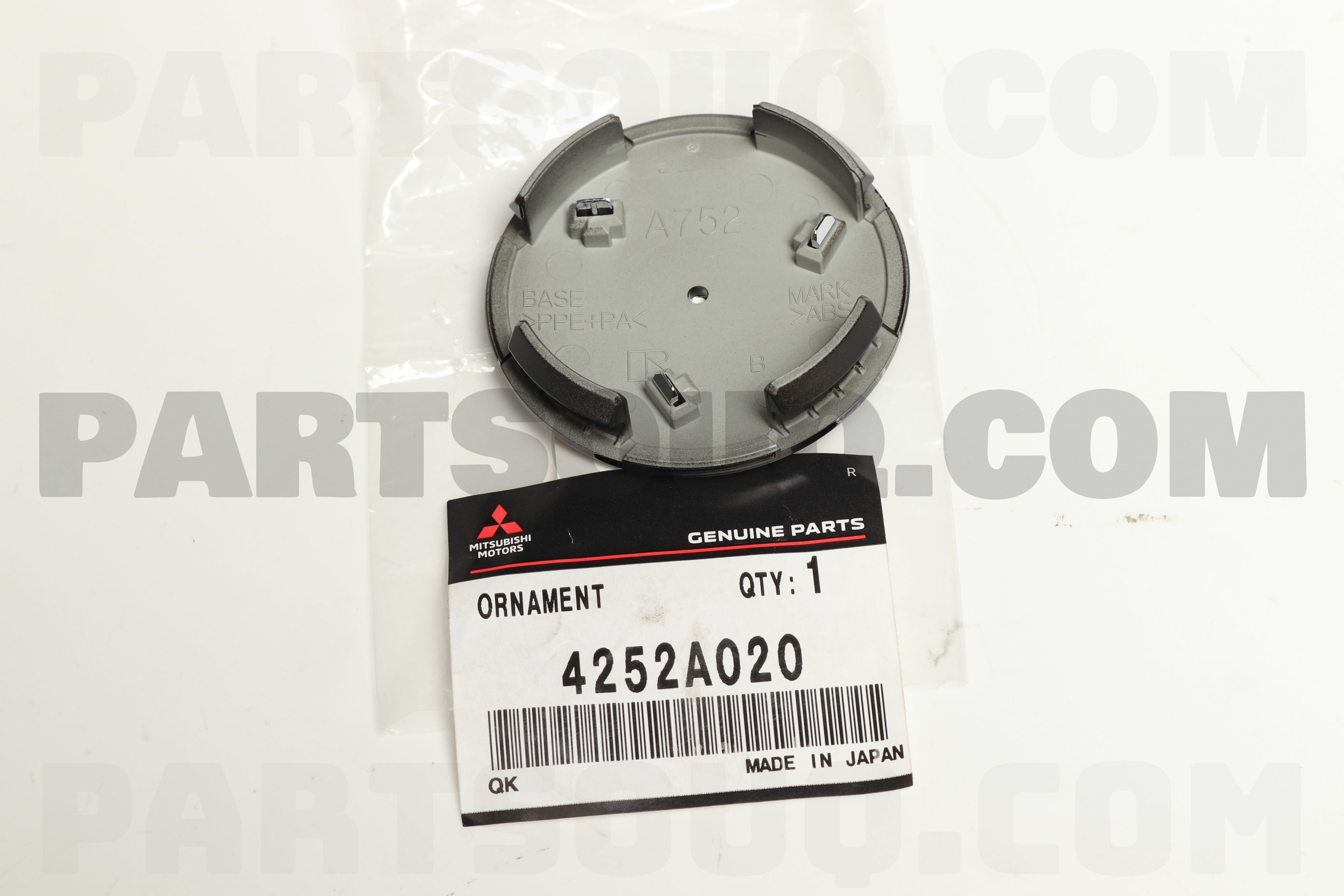 CAP,DISC WHEEL,CTR 4252A020 | Mitsubishi Parts | PartSouq