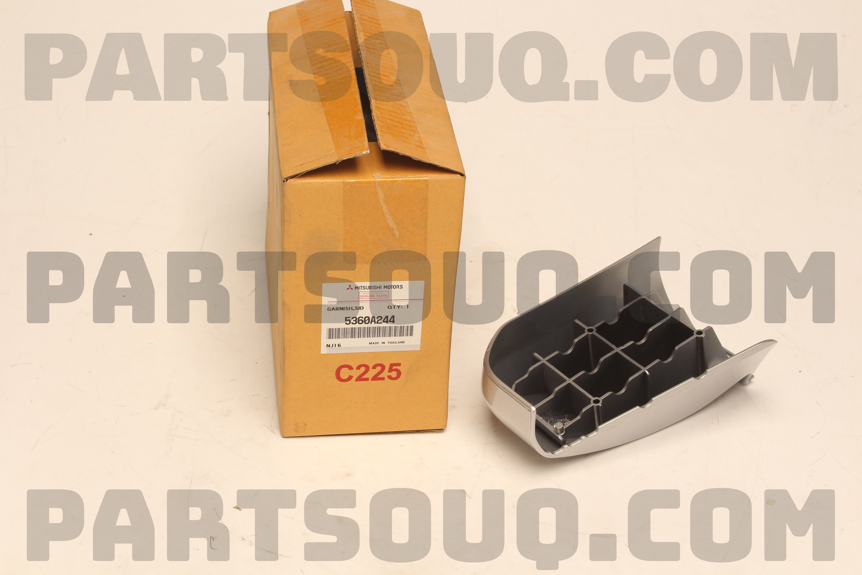 【最新入荷】 GARNISH,SIDE STEP PartSouq | Parts Mitsubishi | 5360A244 靴