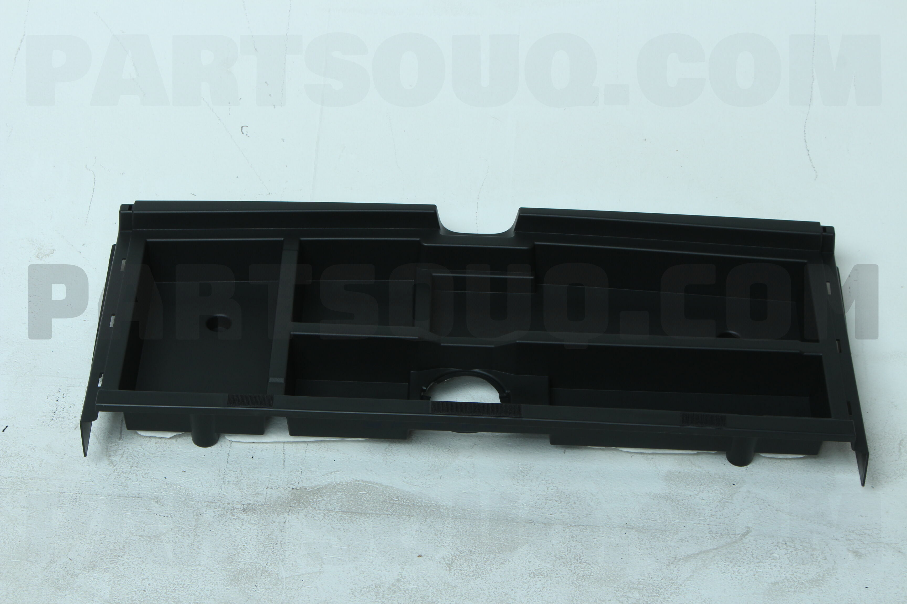 BOX,CARGO FLOOR 7646A102XB | Mitsubishi Parts | PartSouq