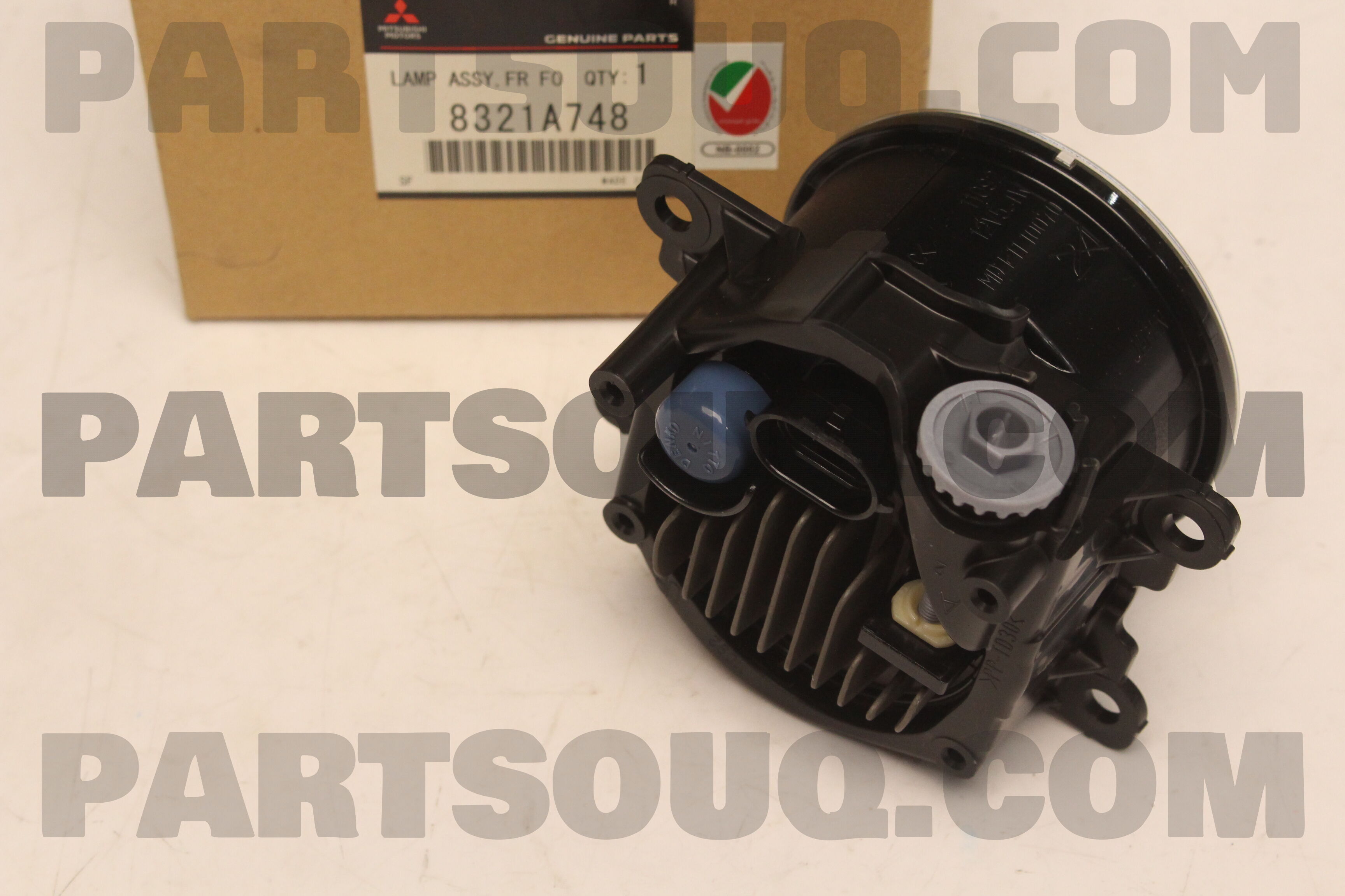 LAMP ASSY,FOG,FR RH 8321A748 | Mitsubishi Parts | PartSouq