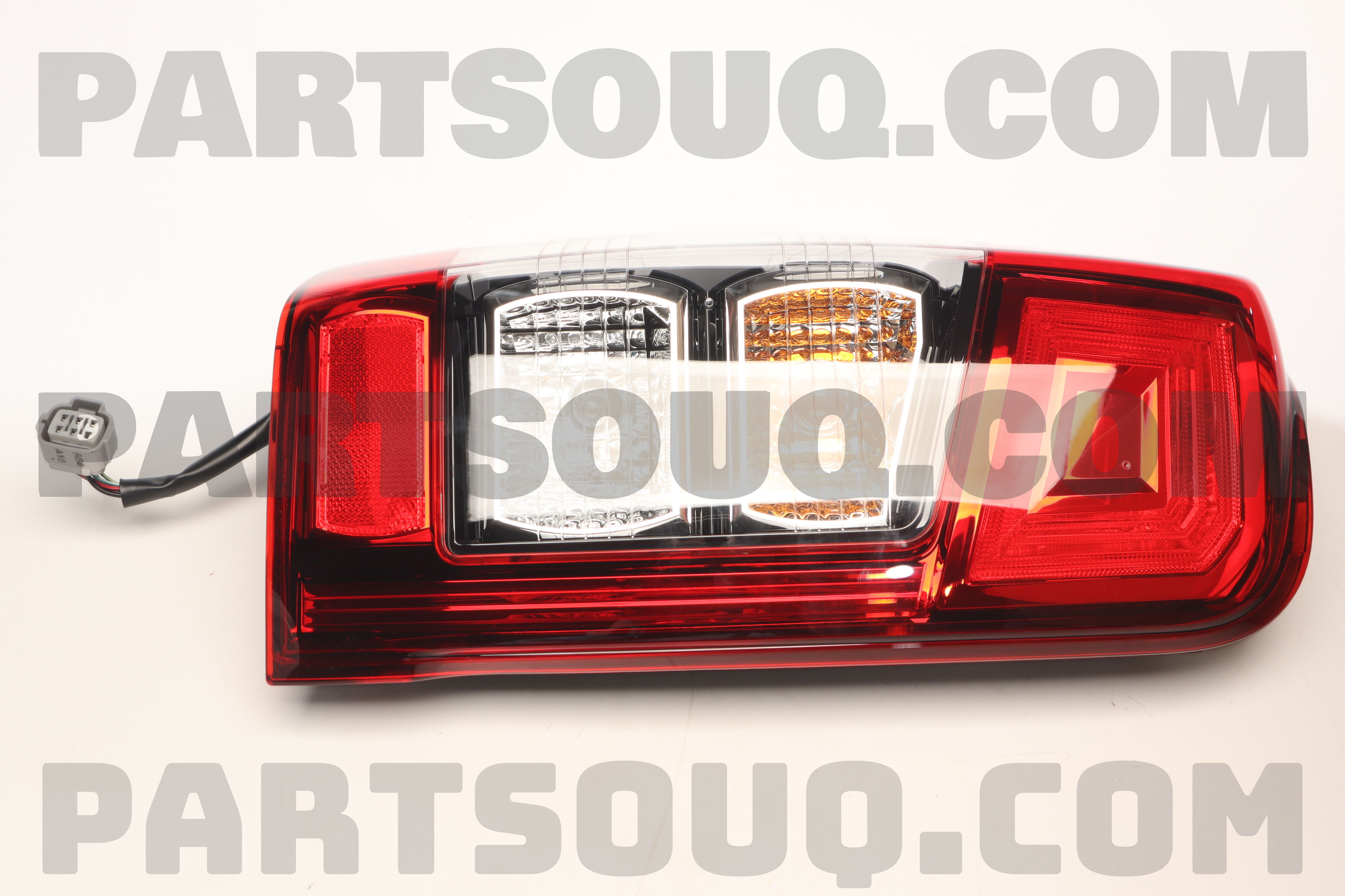 LAMP ASSY COMB RR LH 8330B209 | Mitsubishi Parts | PartSouq