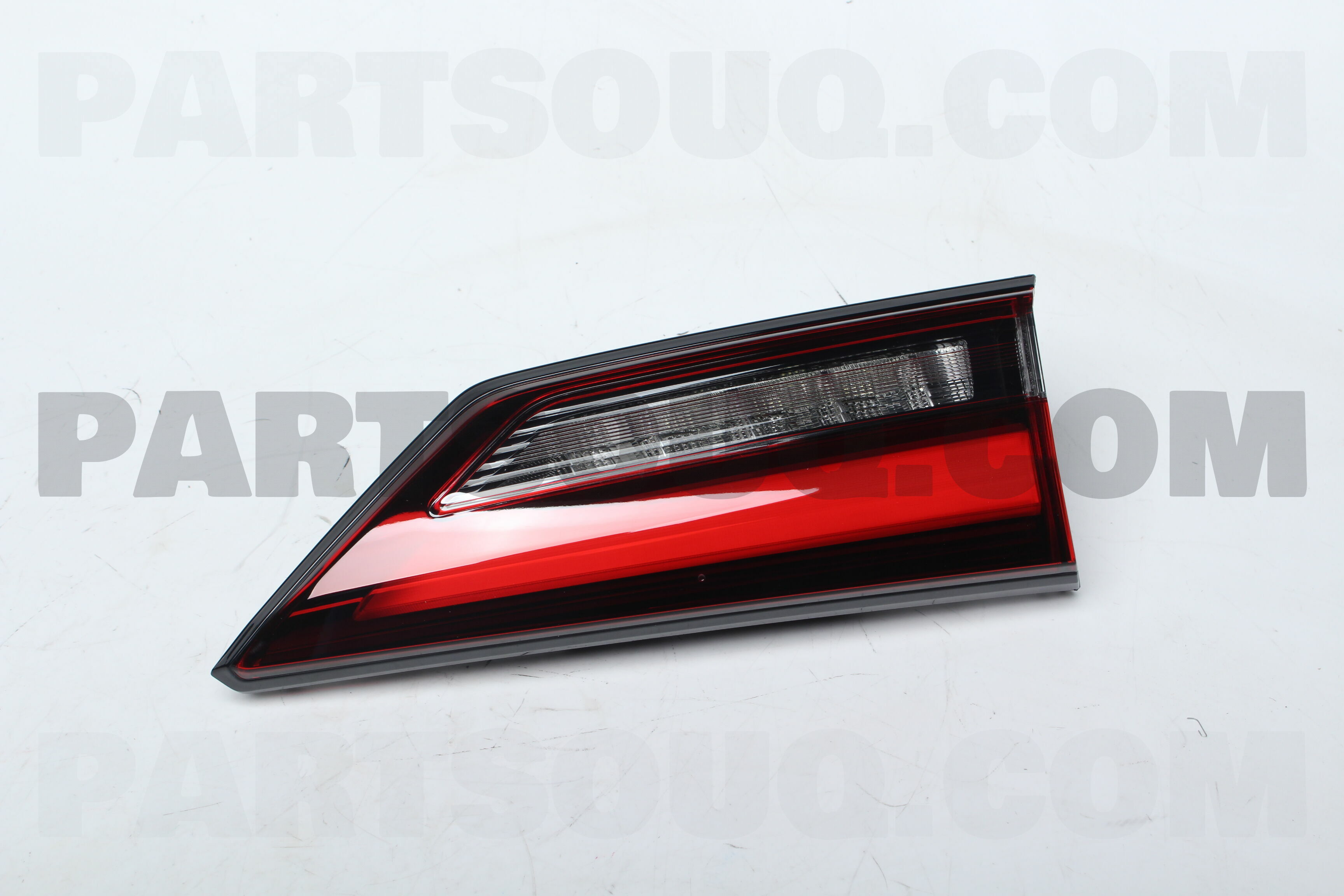 LAMP ASSY,TAIL,LH 8330B393 | Mitsubishi Parts | PartSouq