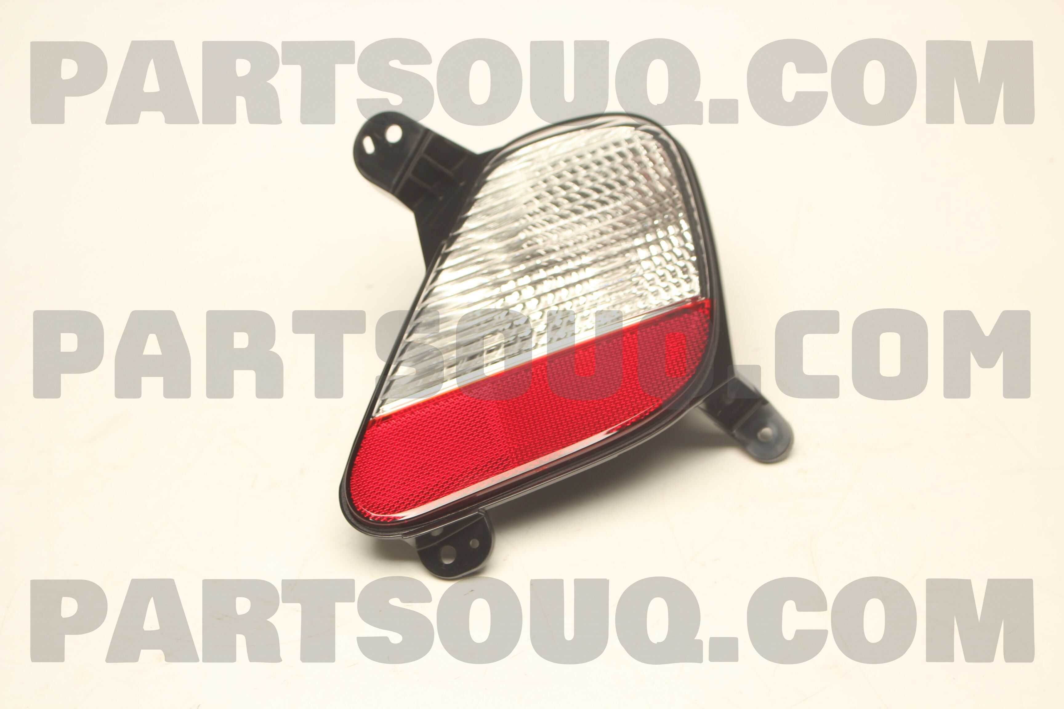 LAMP ASSY,BACKUP,LH 8336A159 | FUSO Parts | PartSouq