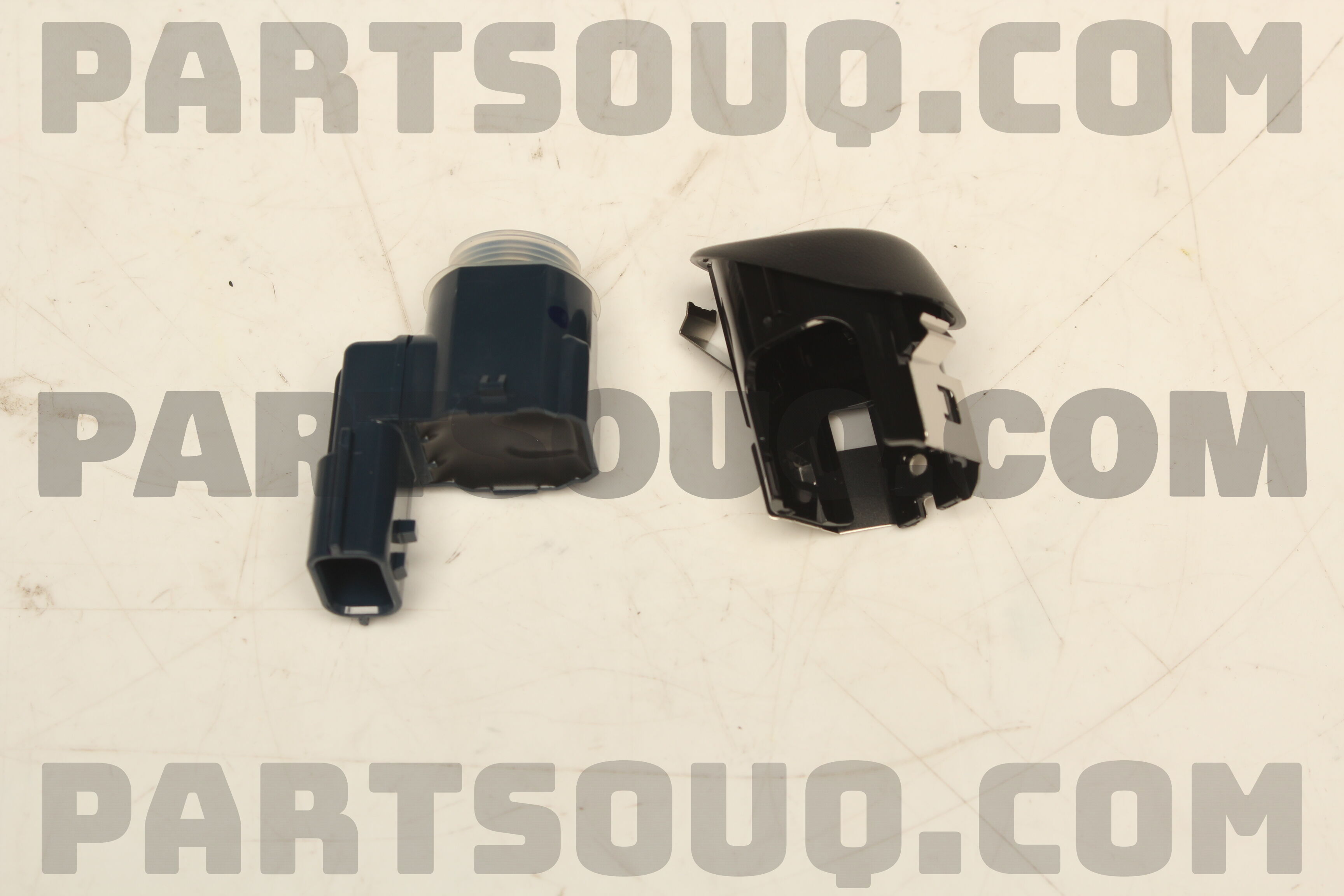 SENSOR,BACK DISTANCE WARN 8651A377 | Mitsubishi Parts | PartSouq