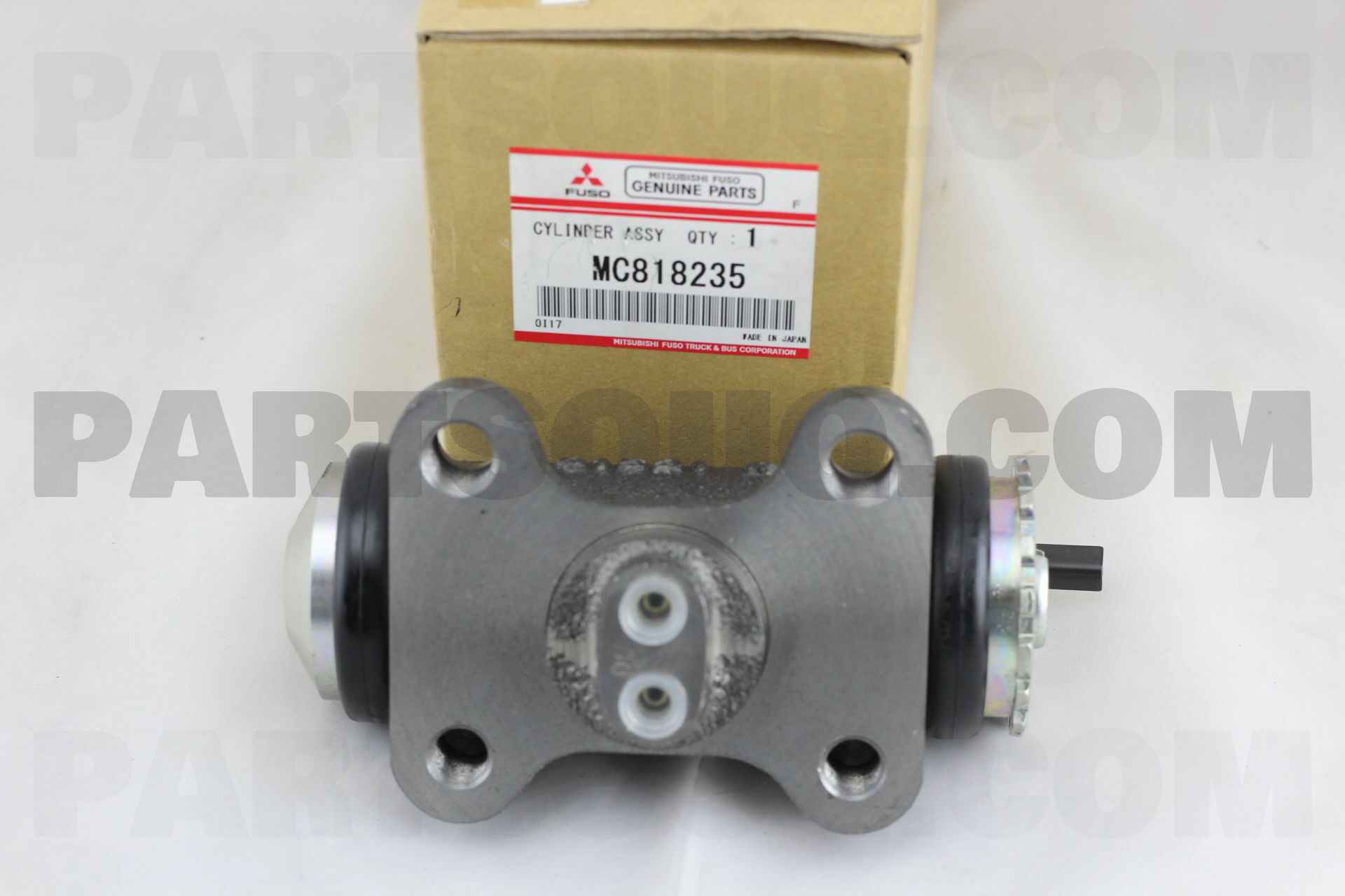 W/CYLINDER RR RH MC818235 | Mitsubishi Parts | PartSouq