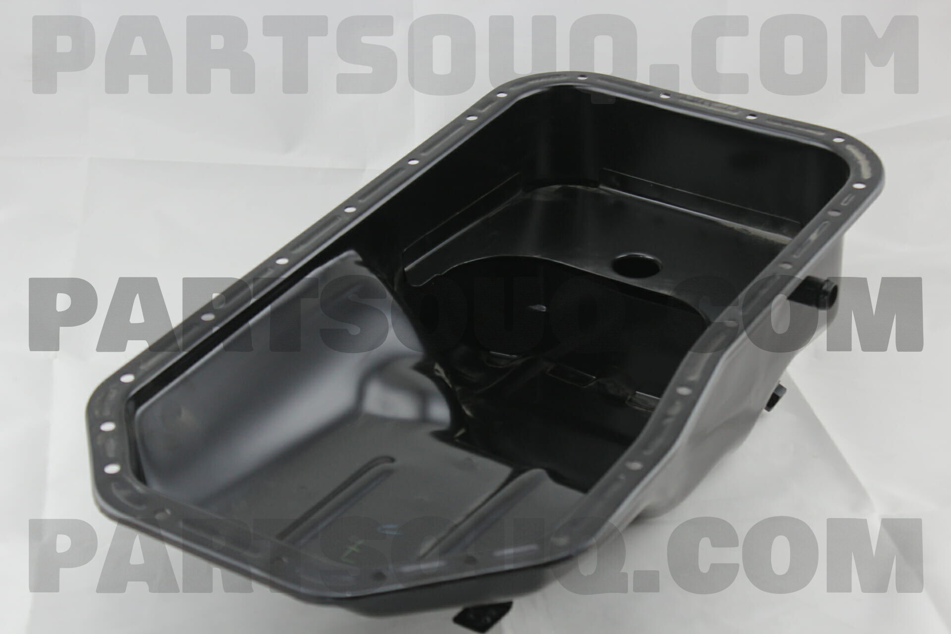 OIL PAN,ENG MD371263 Mitsubishi Parts PartSouq