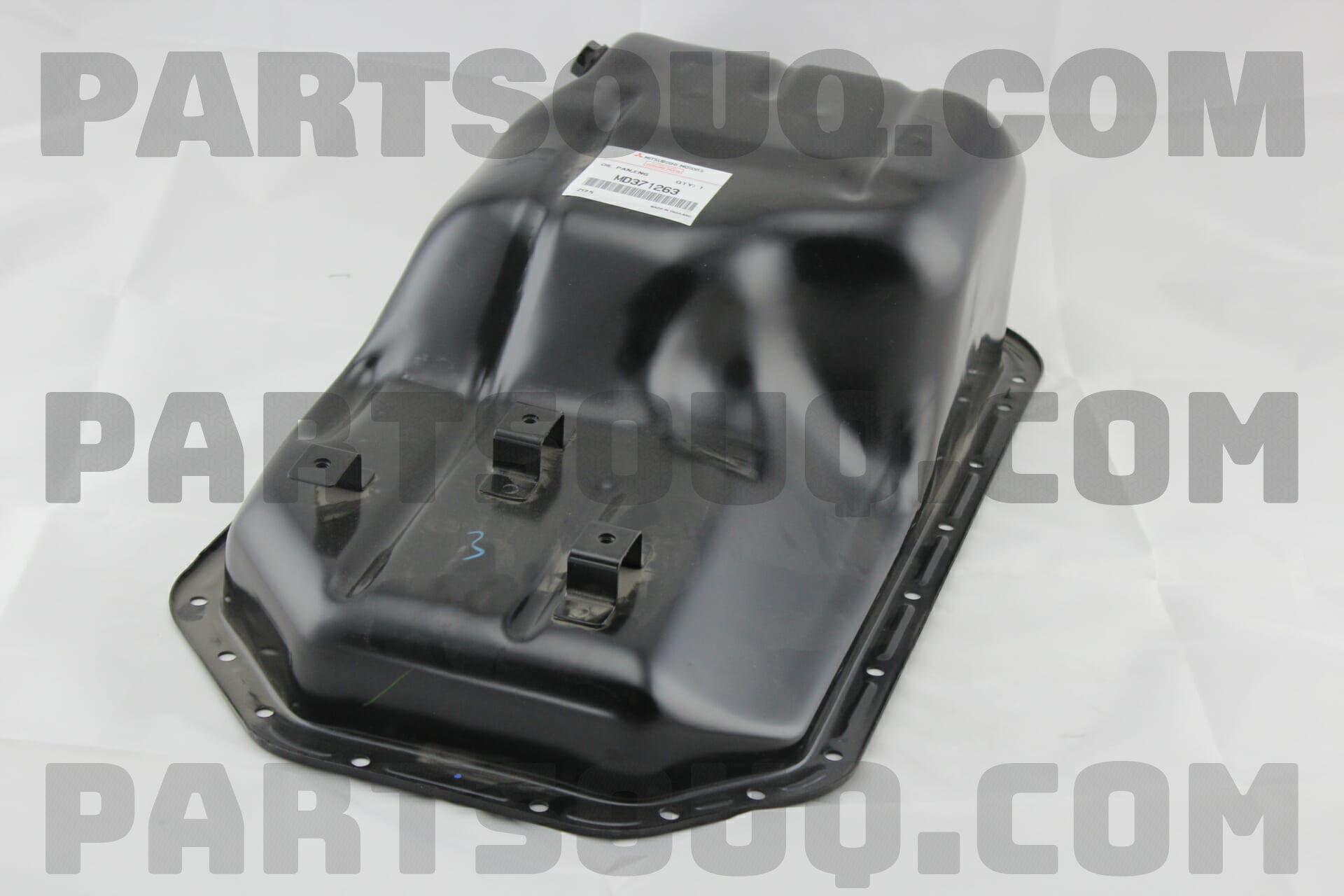 OIL PAN,ENG MD371263 Mitsubishi Parts PartSouq