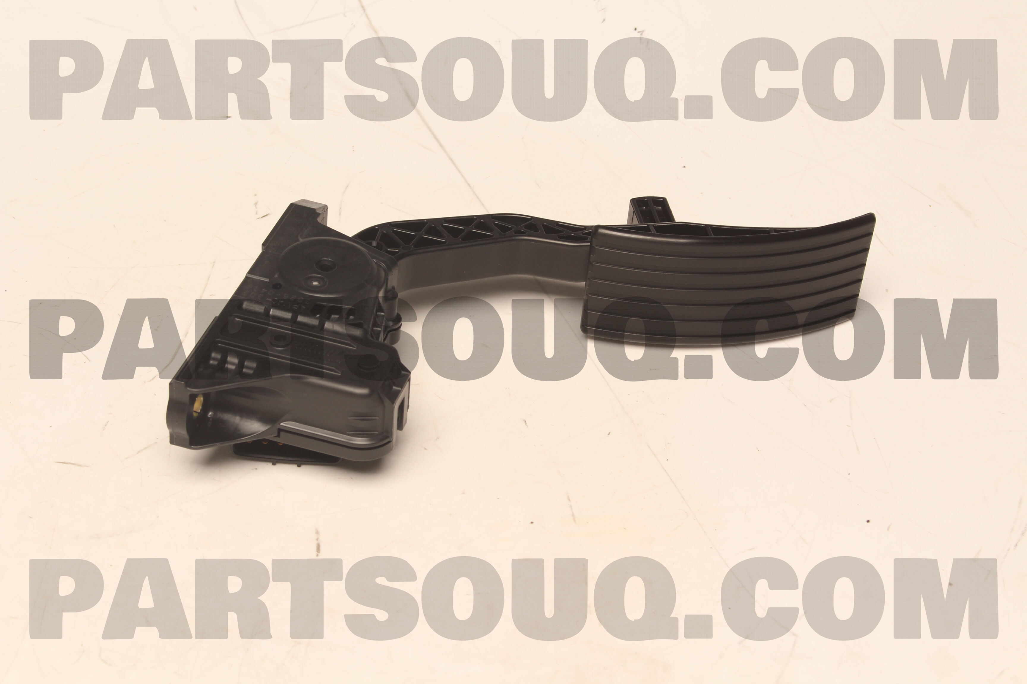 PEDAL,ACCEL LHD MK567902 | Mitsubishi Parts | PartSouq