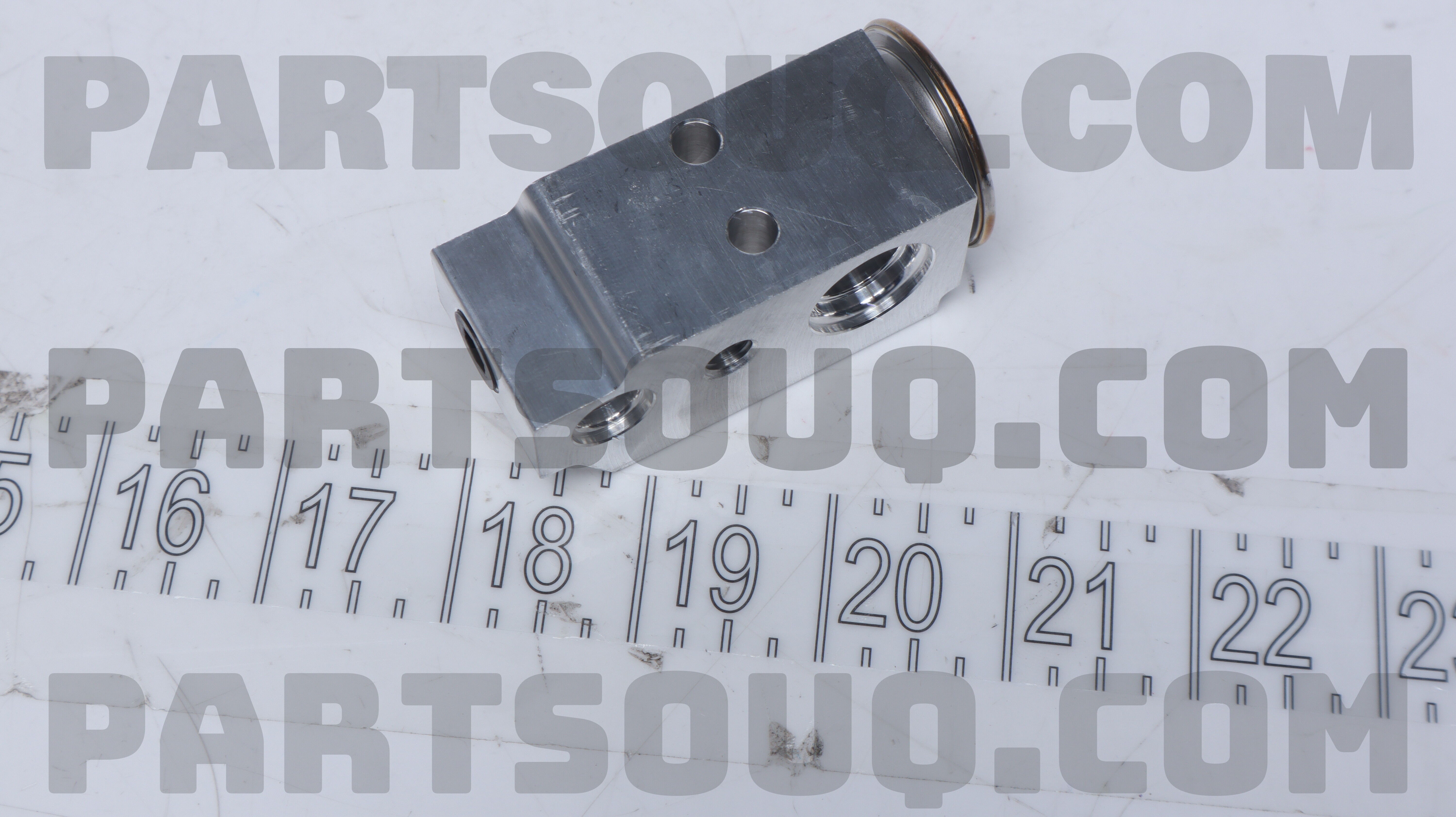 Ax000026 VALVE,A/C EXPANSION ML260760 | Mitsubishi Parts | PartSouq