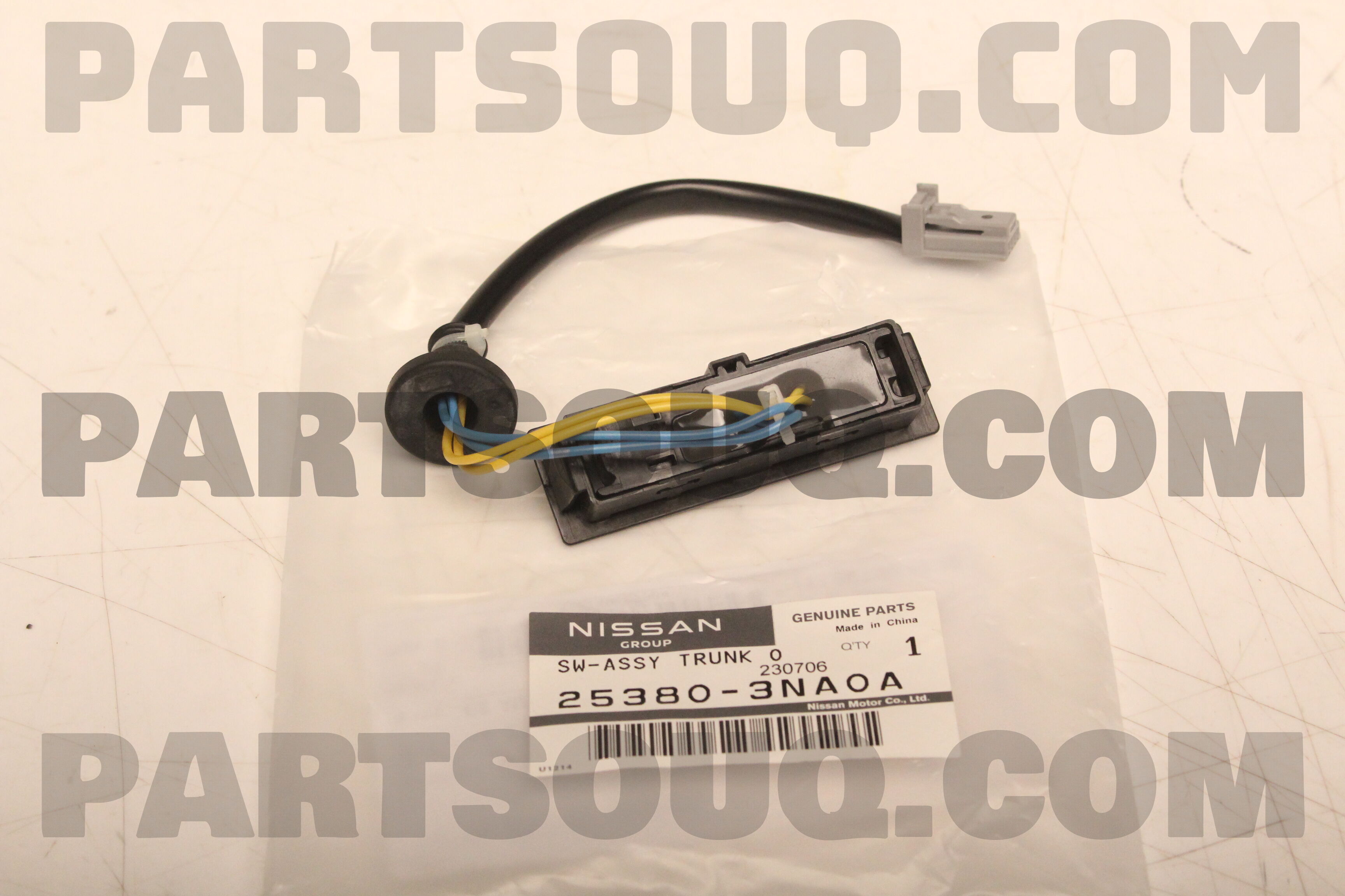 For Micra Boot Lid Trunk Opener Release Switch 25380-AX60B | UK