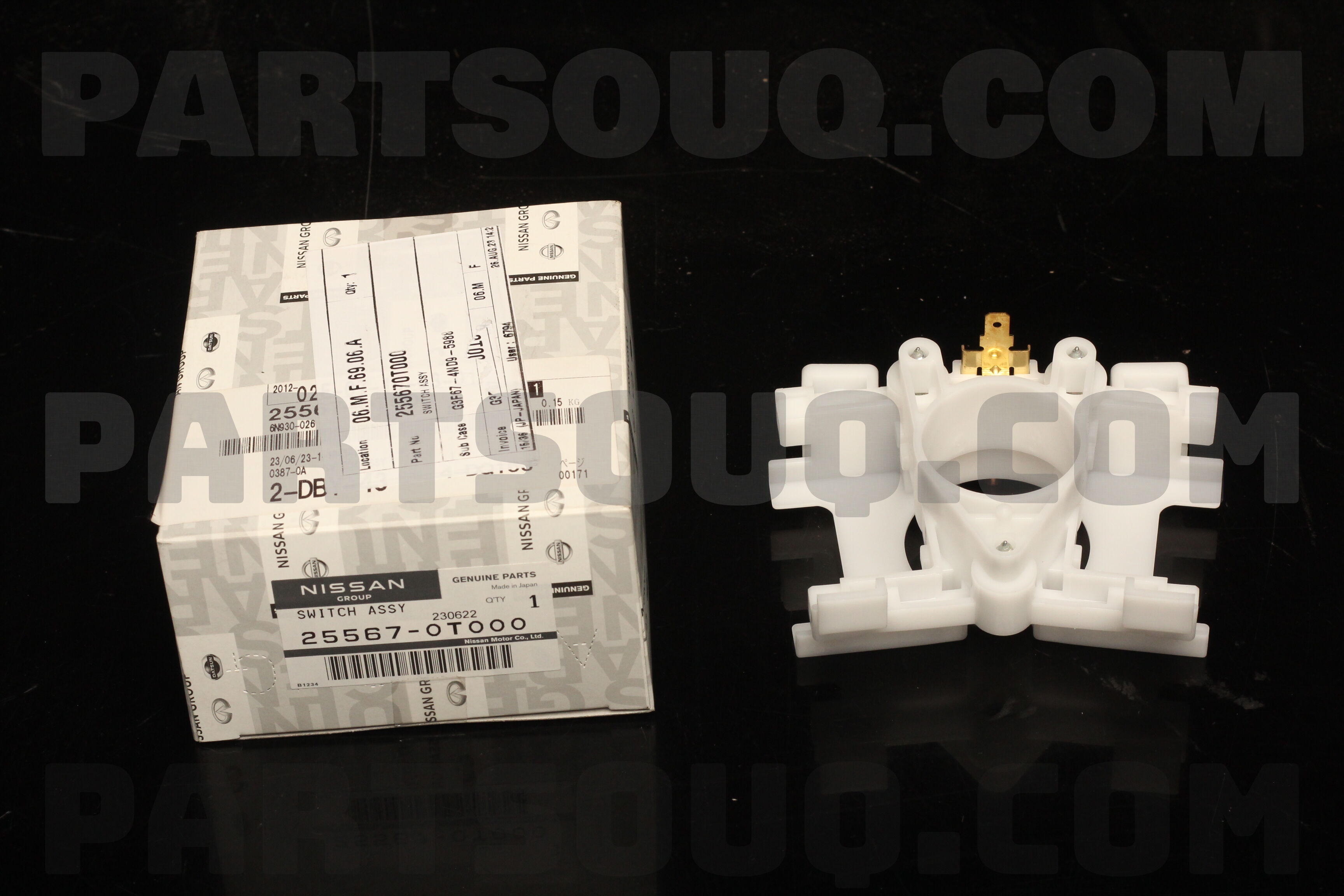 BODY-COMBINATION SWITCH 255670T000 | Nissan Parts | PartSouq
