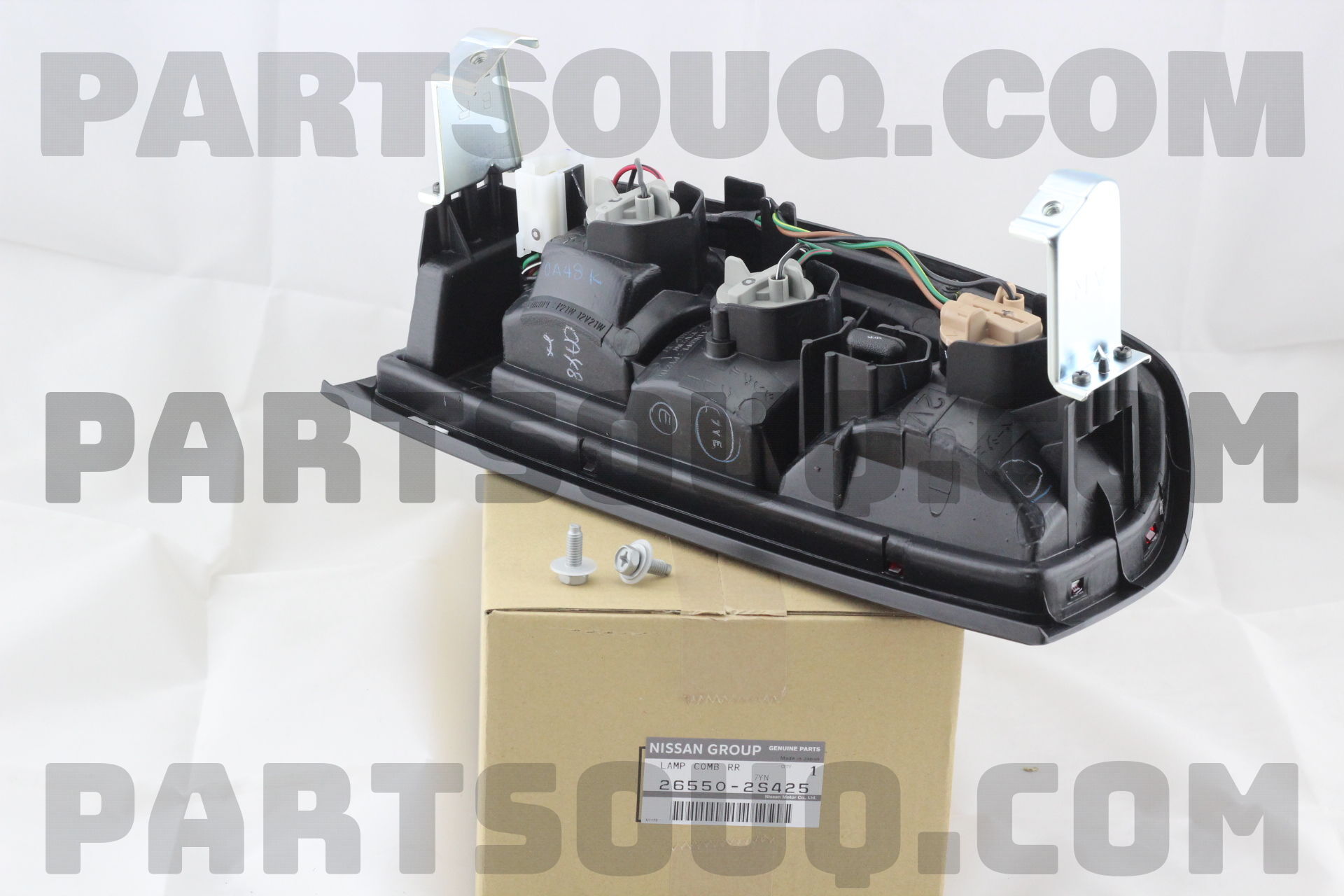 LAMP ASSY-REAR COMBINATION,RH 265502S425 | Nissan Parts | PartSouq